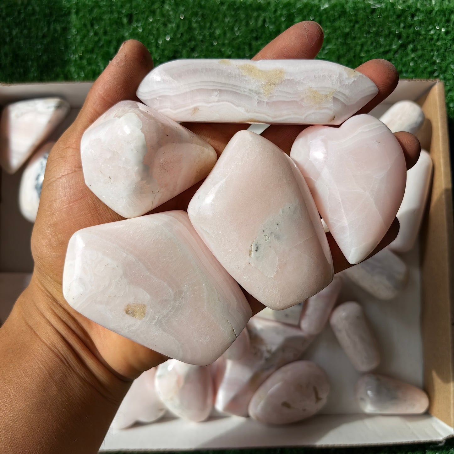 30 pc mangano calcite flourecent free forms