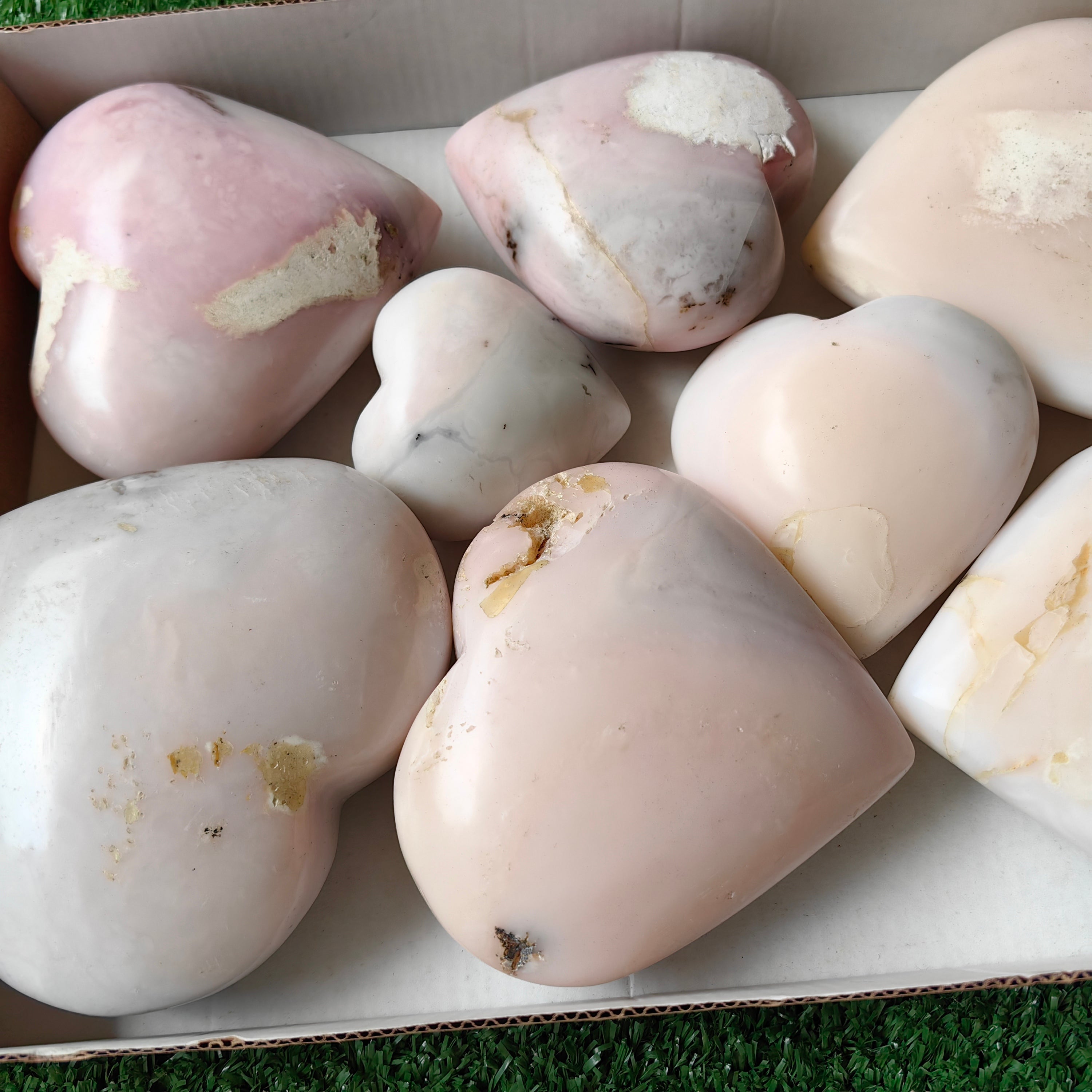 8 pc big peruvian  pink opal hearts