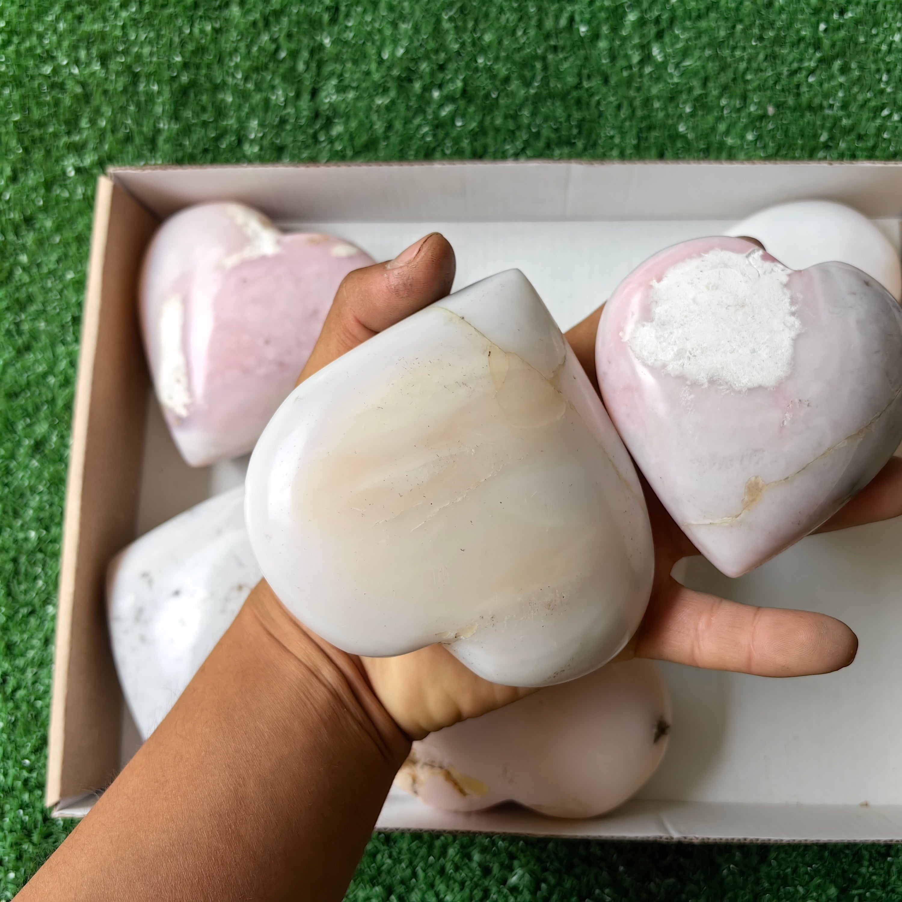 8 pc big peruvian  pink opal hearts