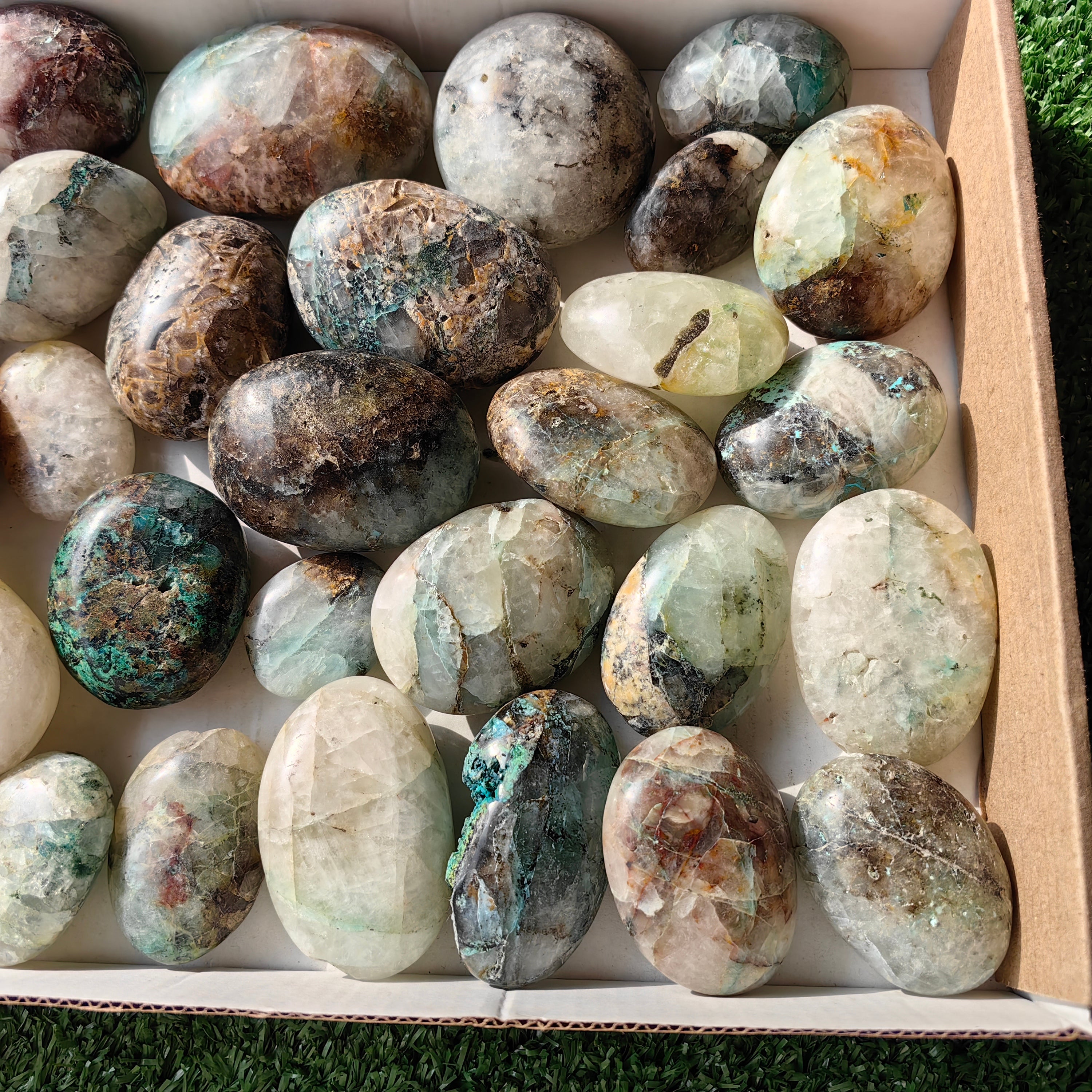 33 pc chrysocolla on quartz palms