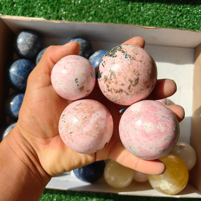 29 pc rhodonite, yellow onix & lapiz lazuli spheres
