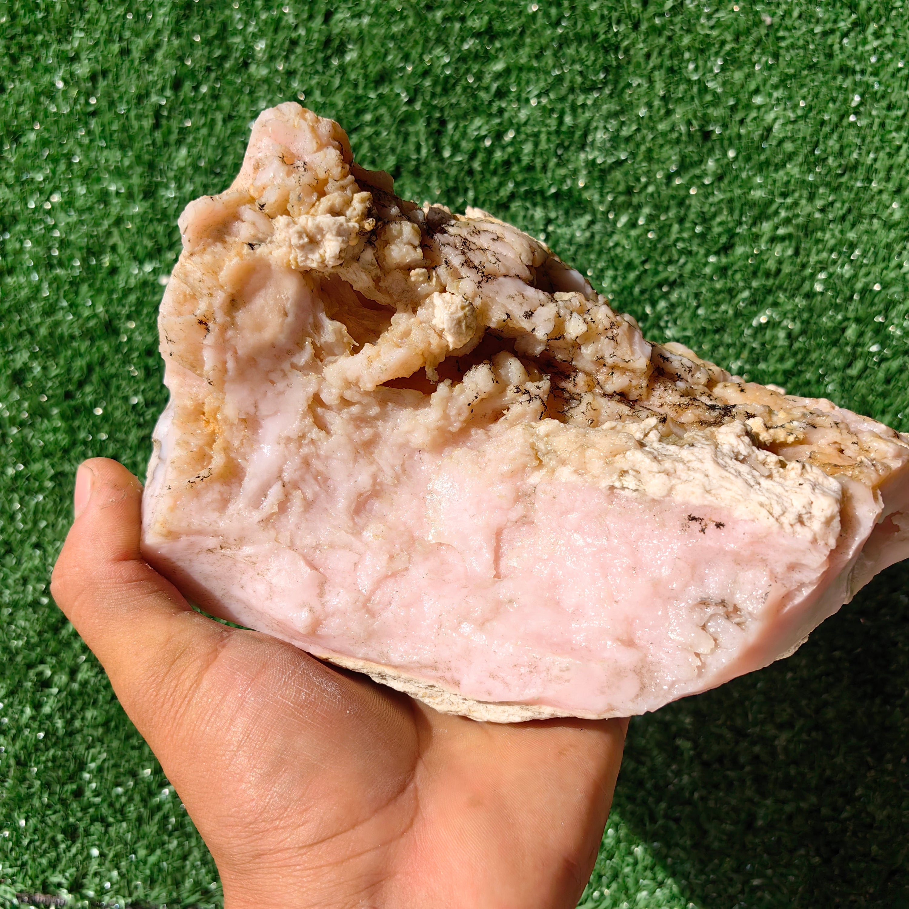 1.3 Kg Pink Opal Rough