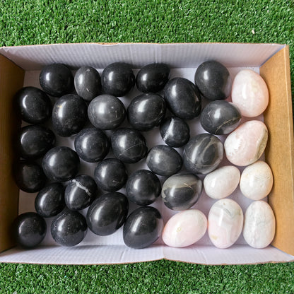 35 pc mangano calcite & black onix eggs