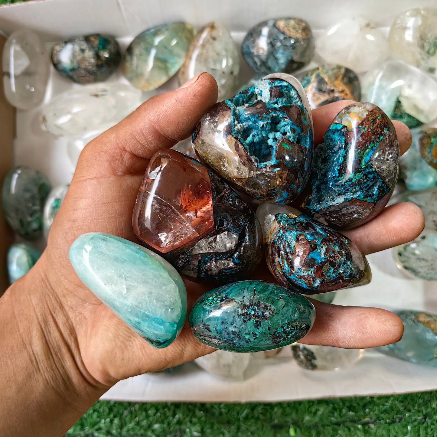 38 pc Chrysocolla on quartz Free Form