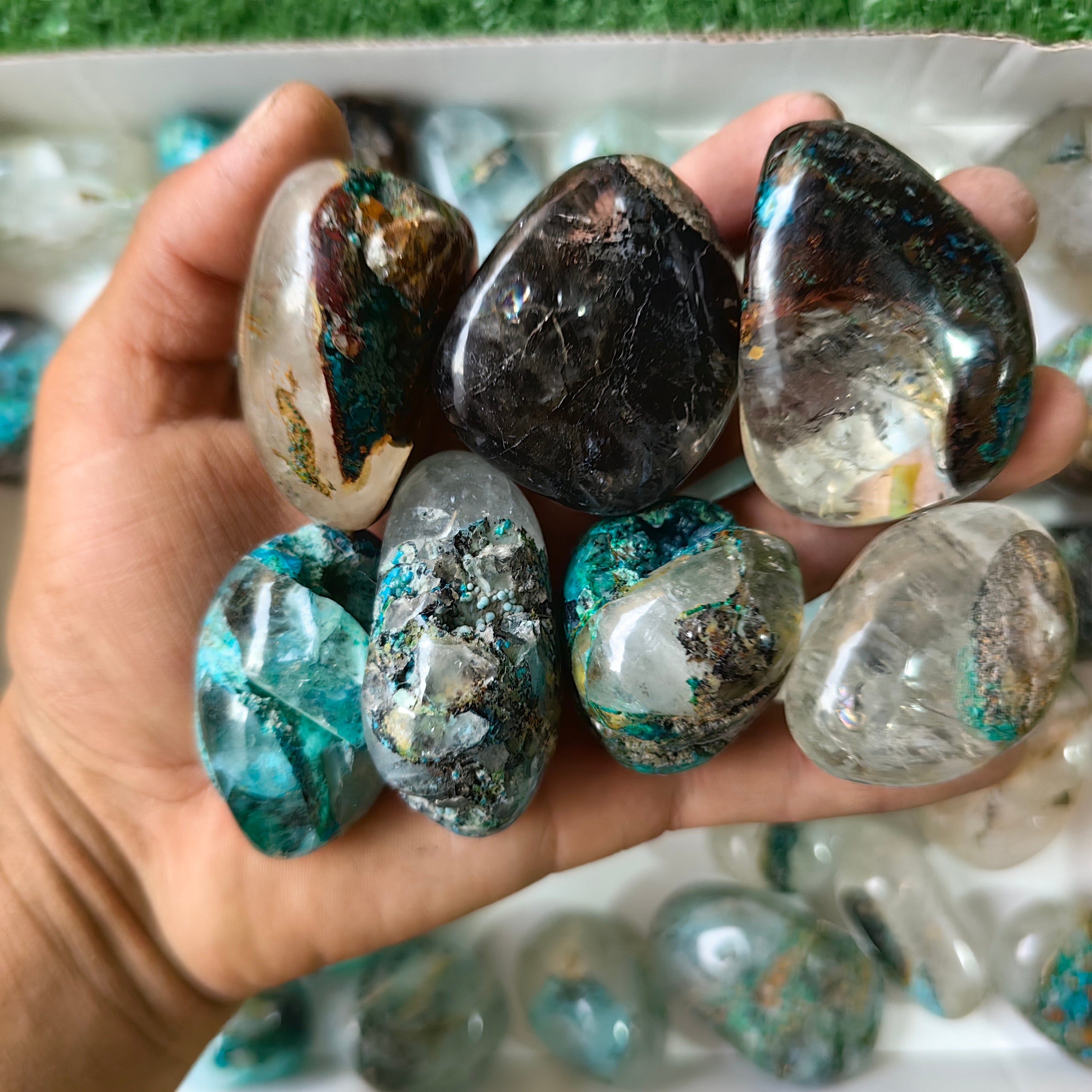 40 pc Chrysocolla on quartz Free Form
