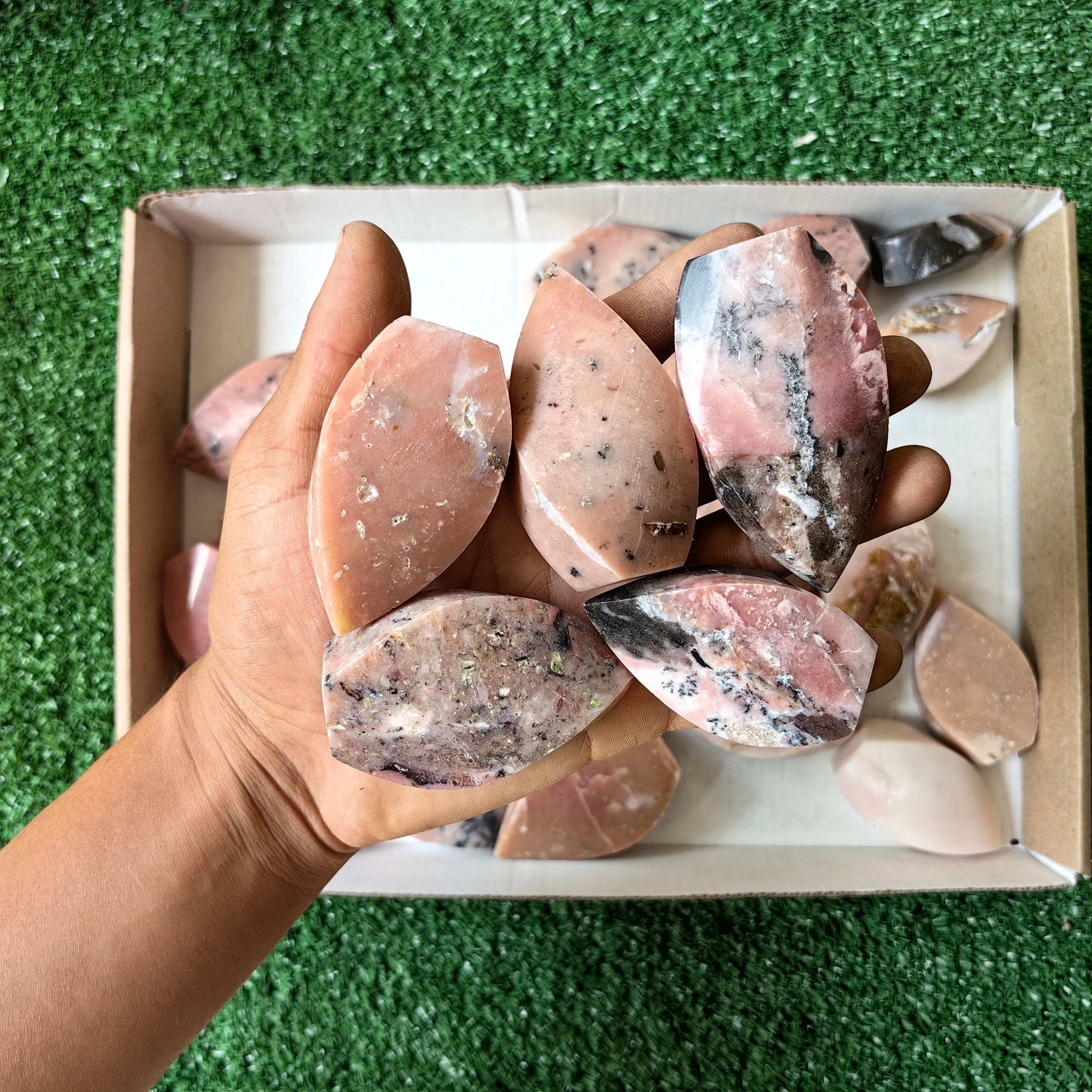 27 pc pink opal flames