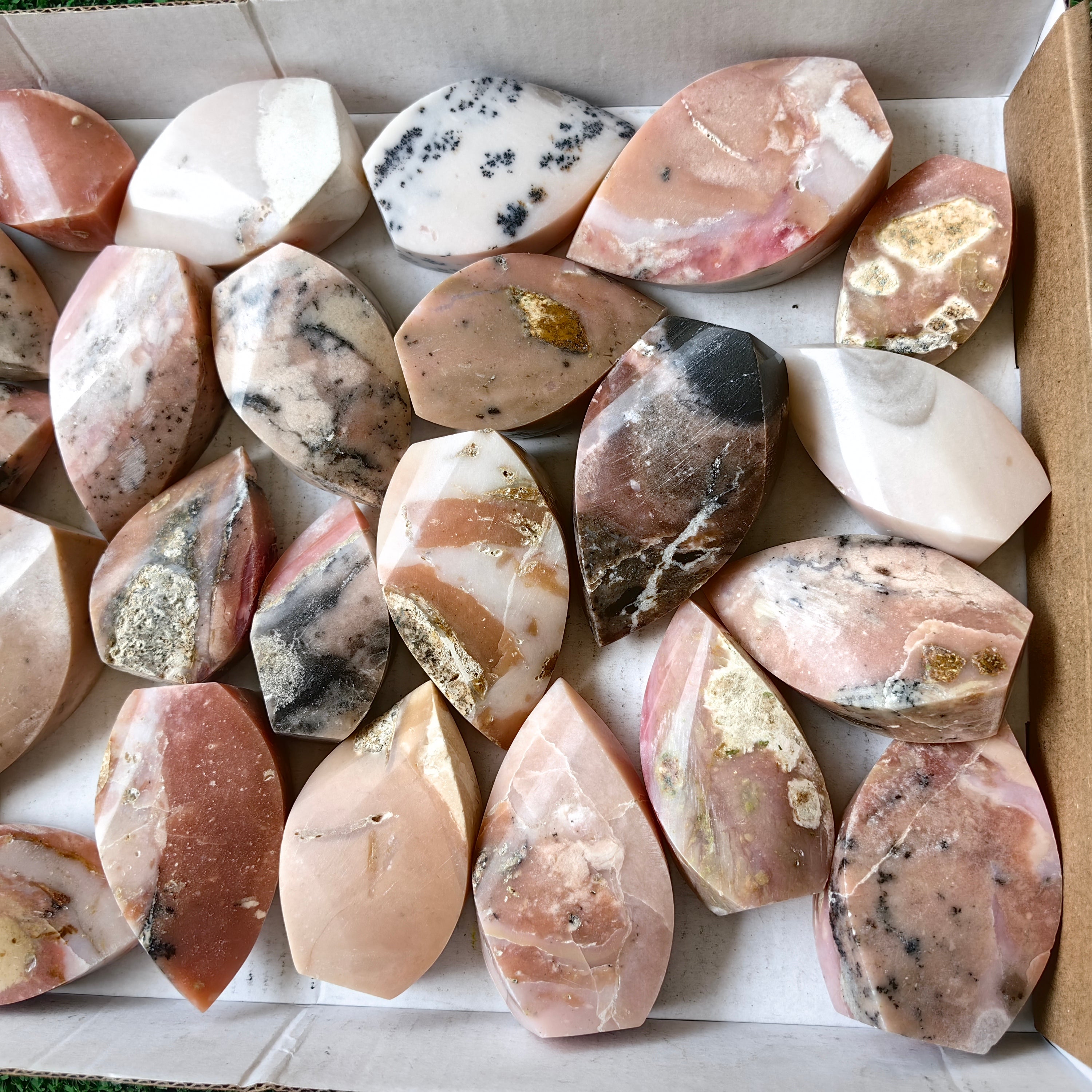 24 pc pink opal flames (Copia)