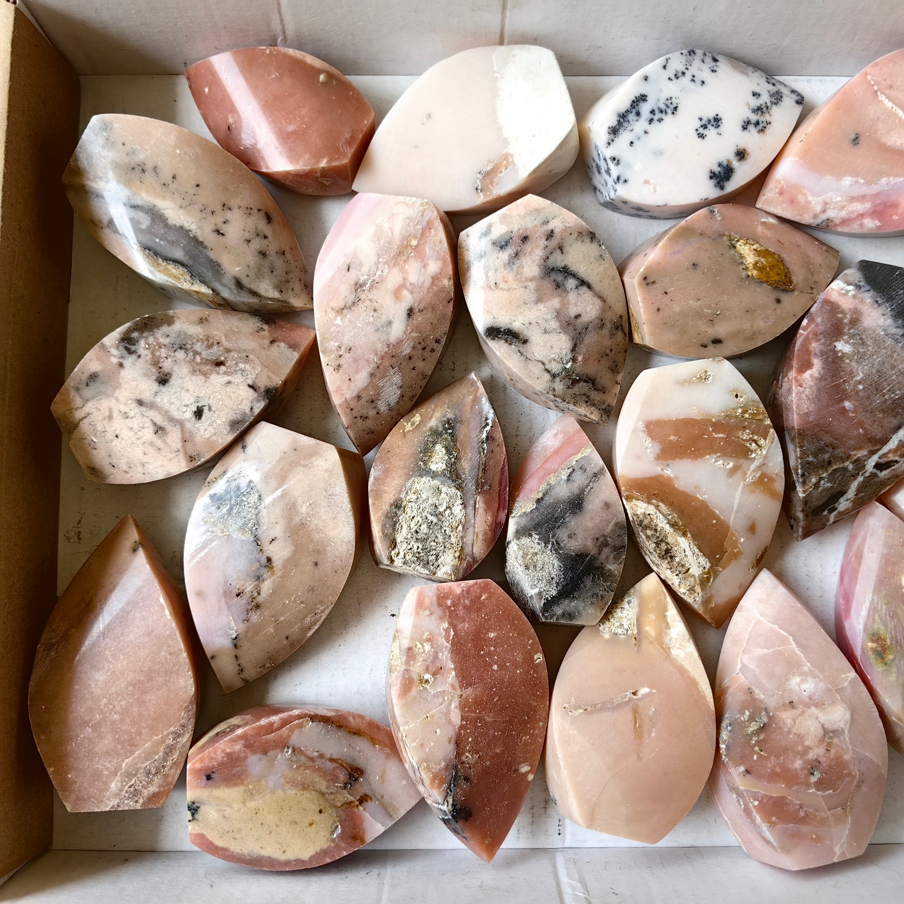 24 pc pink opal flames (Copia)