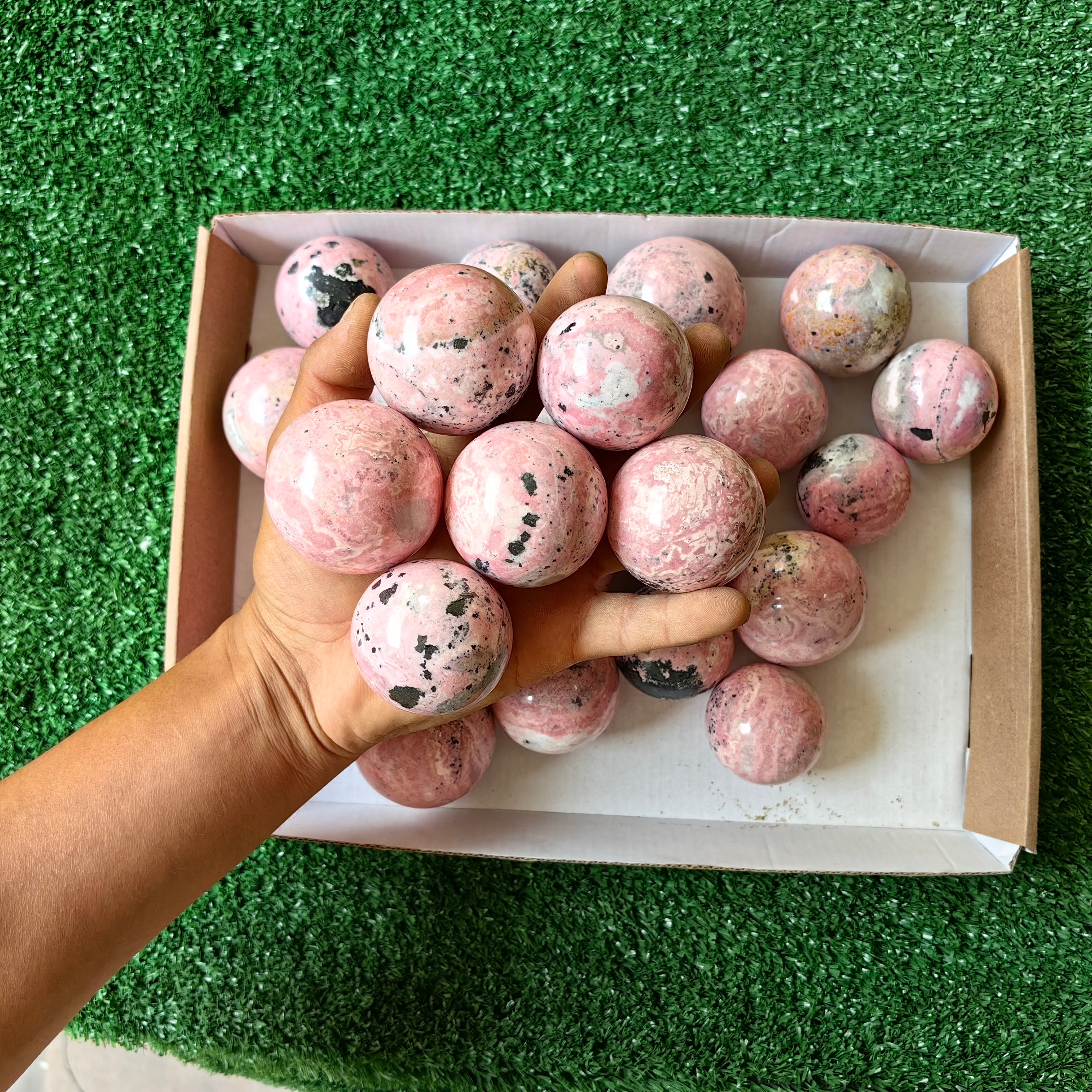 27 pcs rhodonite spheres