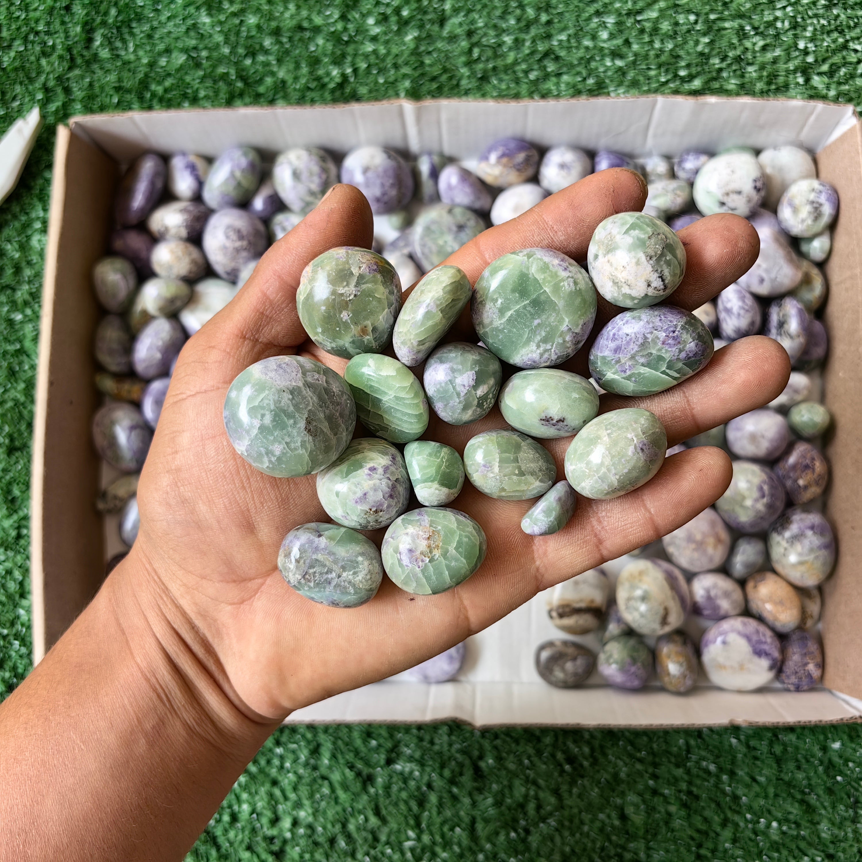 2 kg tumbled of bolivianite