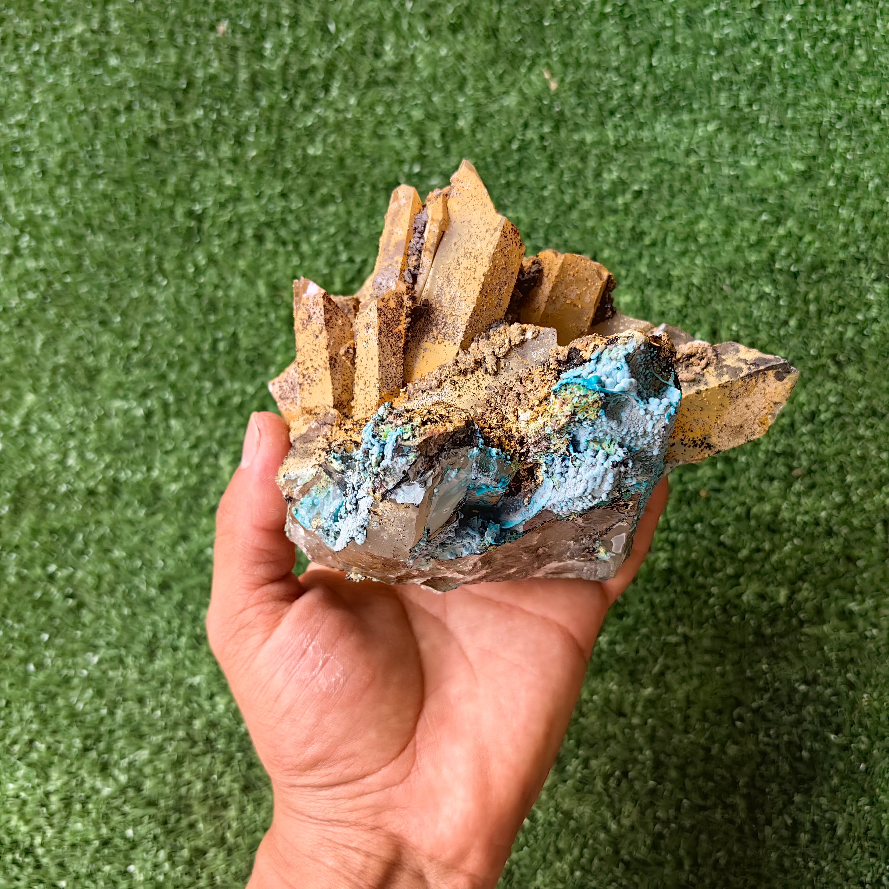 800 grams chrysocolla quartz rough from tentadora