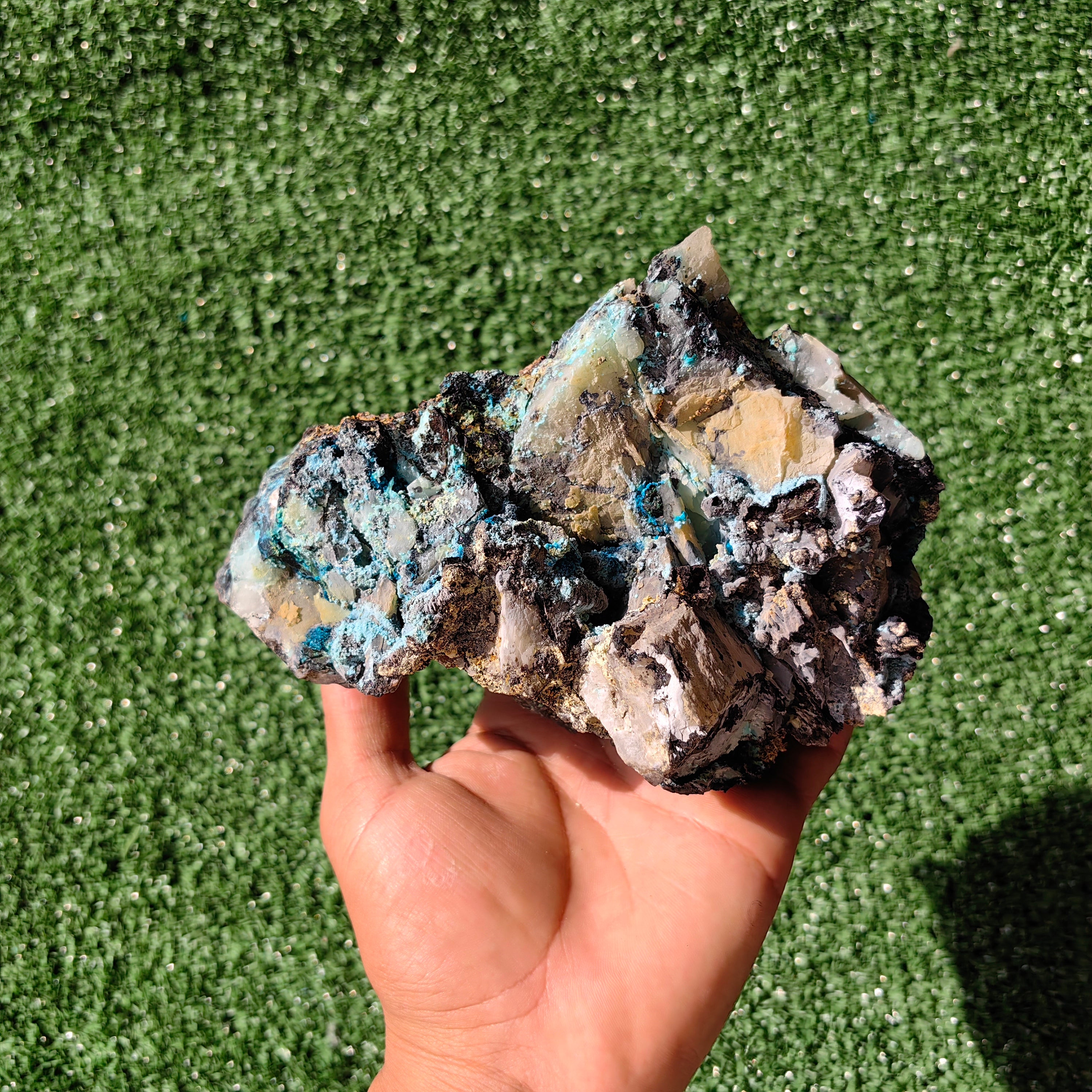 1000 grams chrysocolla quartz rough from tentadora