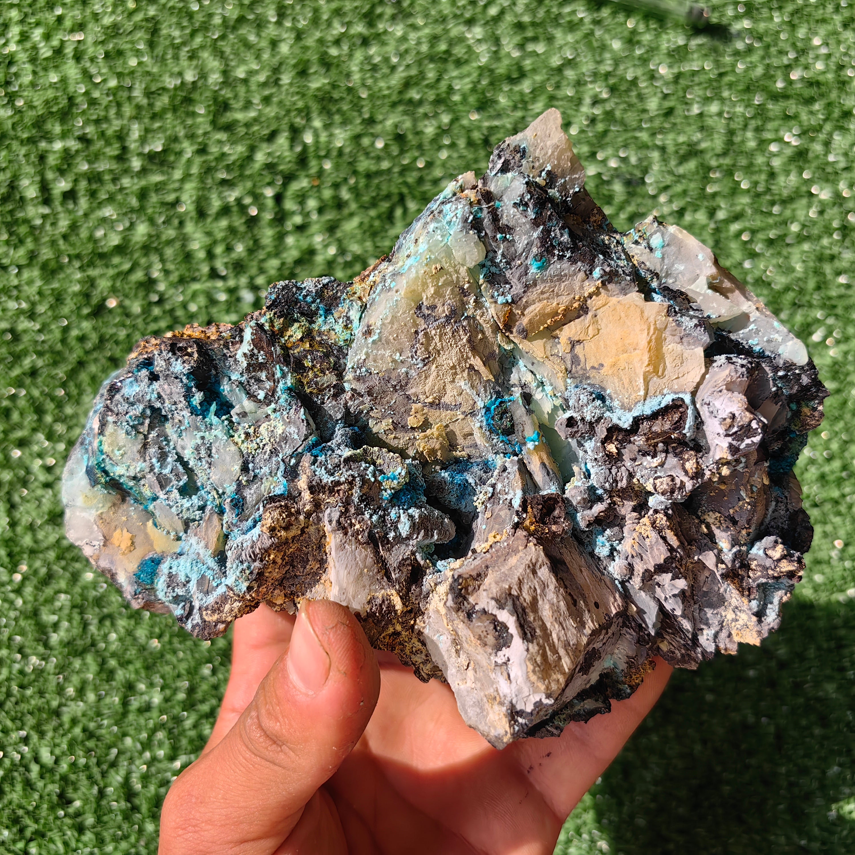 1000 grams chrysocolla quartz rough from tentadora