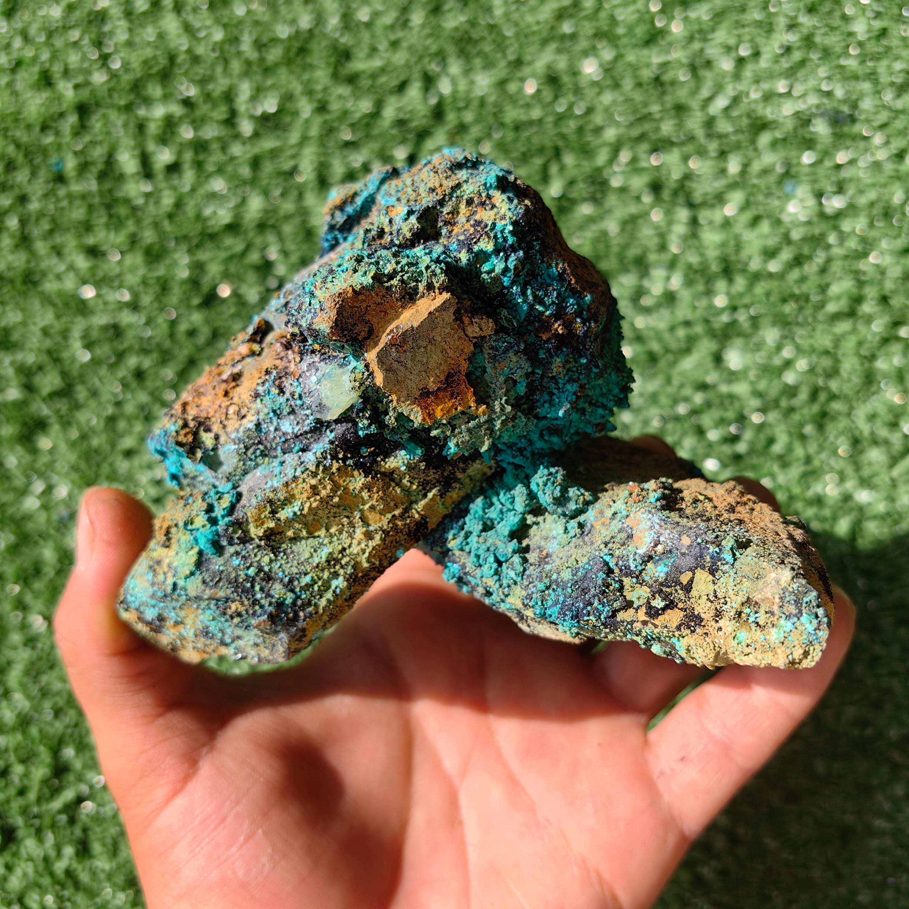 600 grams chrysocolla quartz rough from tentadora