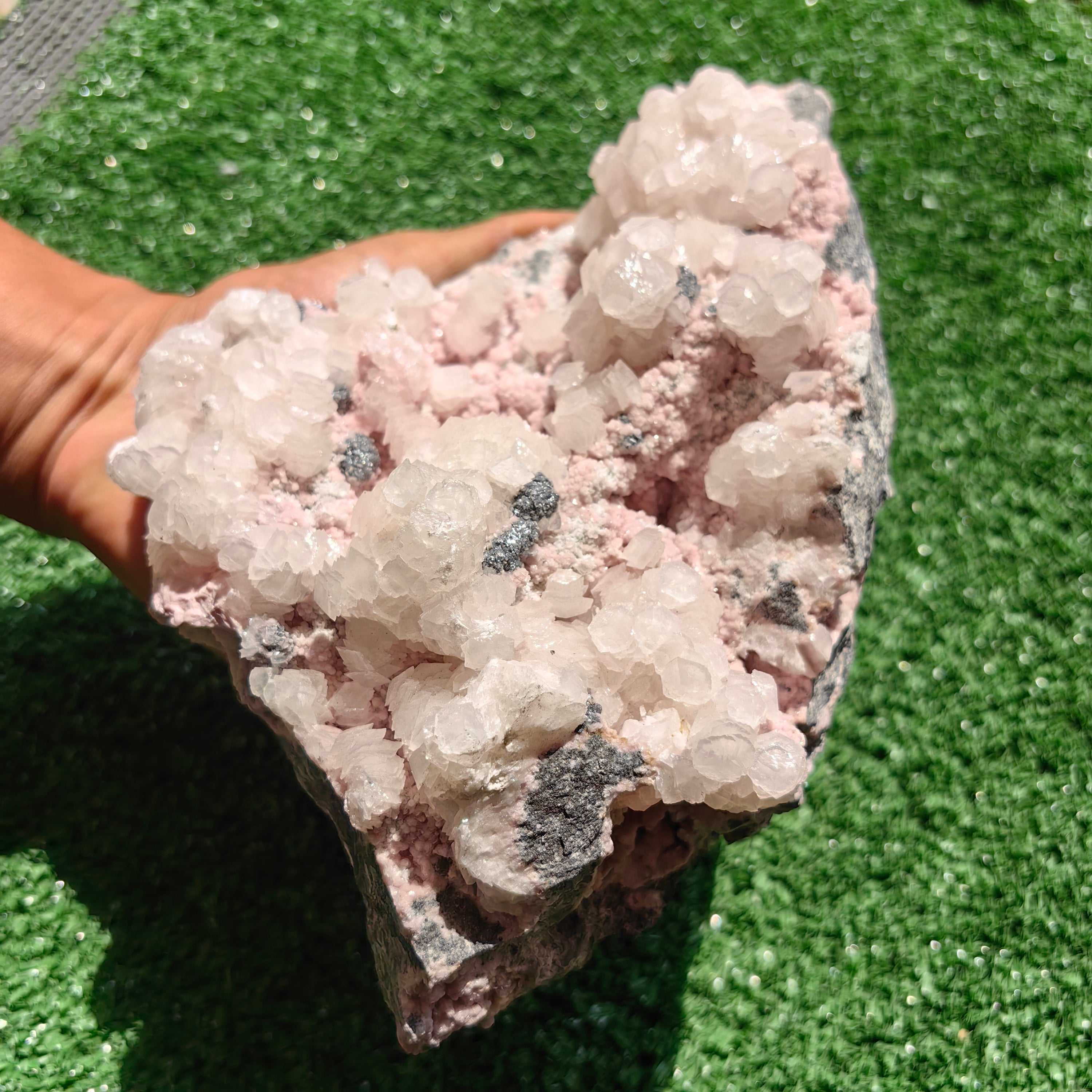 1 pc Rhodonite with Calcite rough
