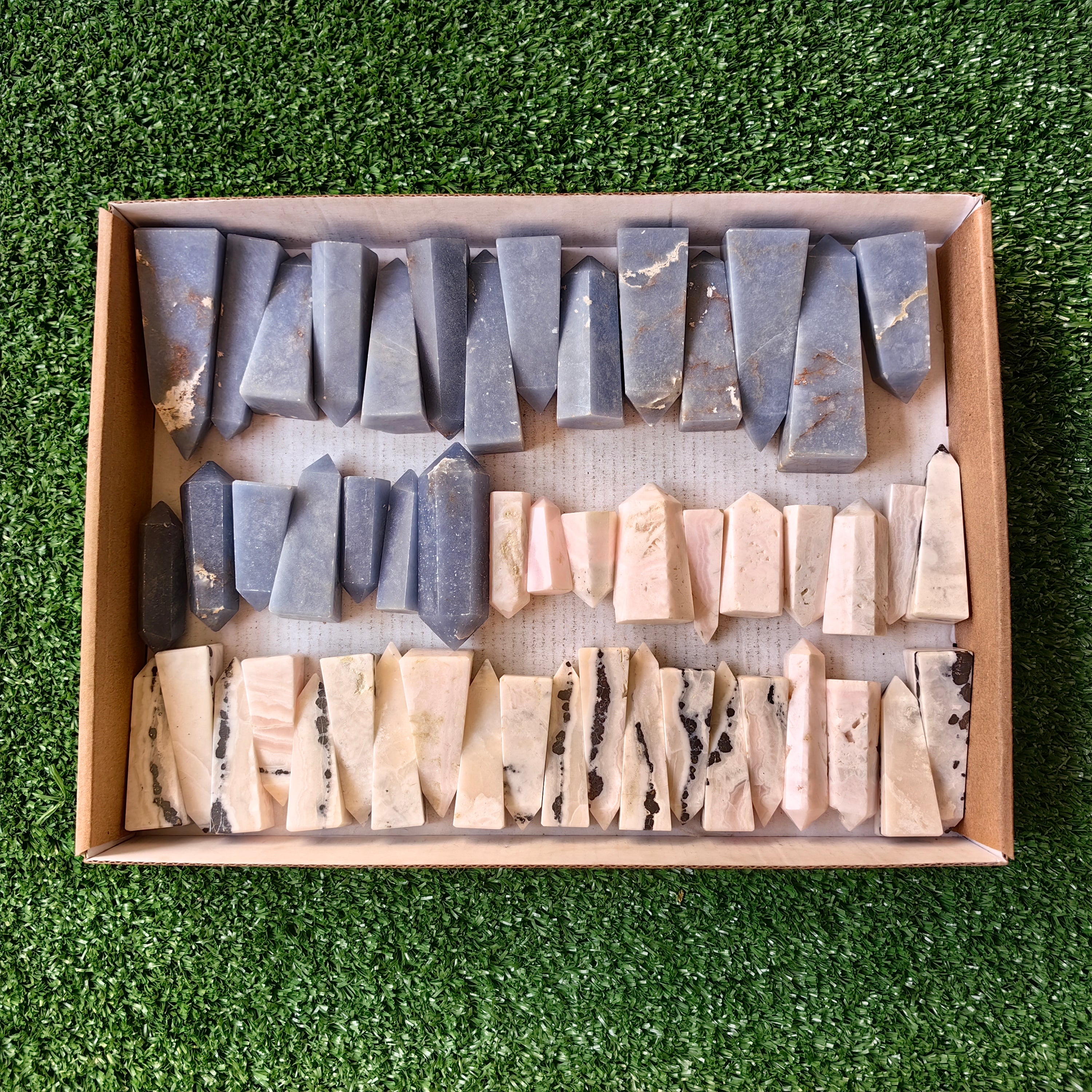 Lot 51 pcs Angelite / Mangano Tower