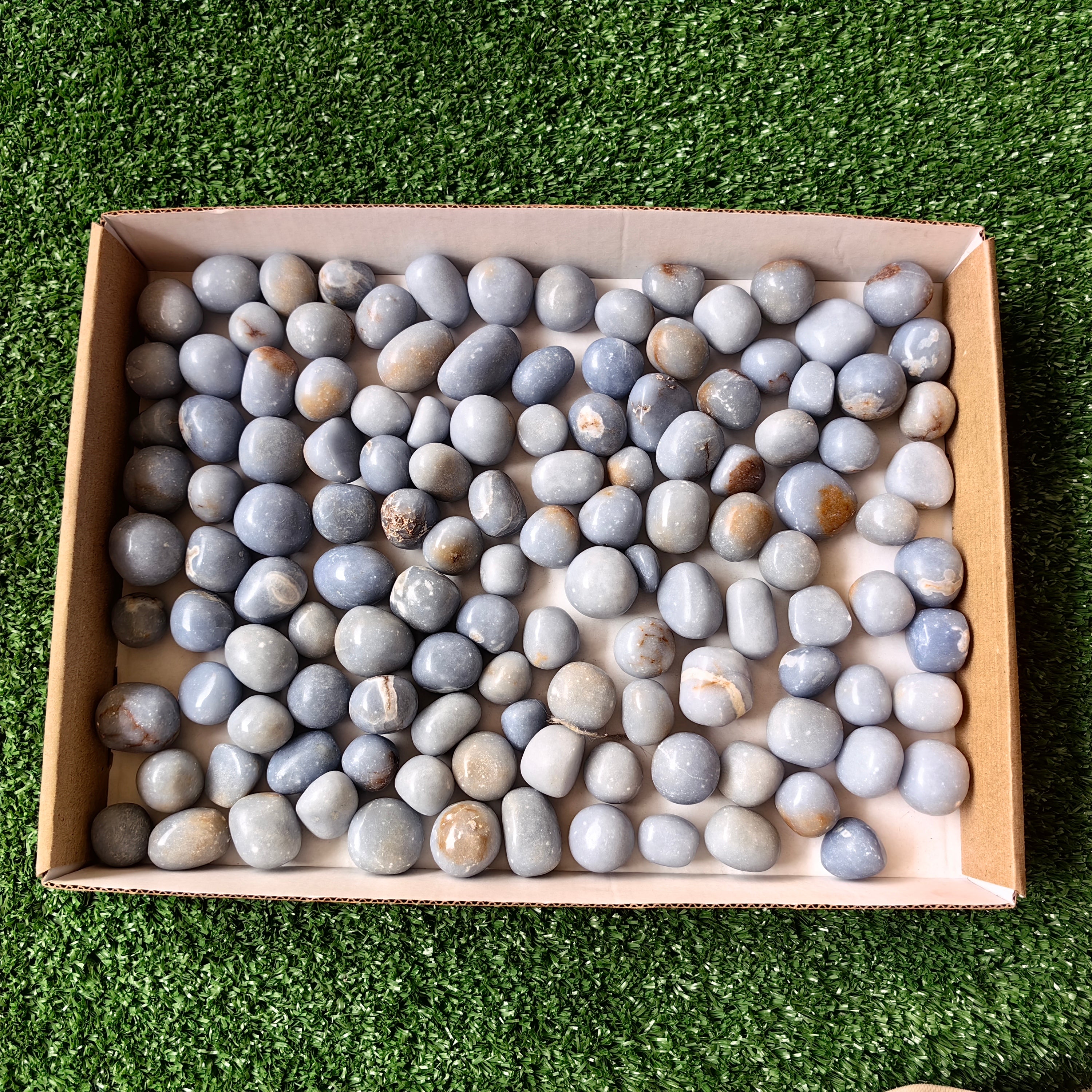 Lot 2 kg Angelite Tumbled