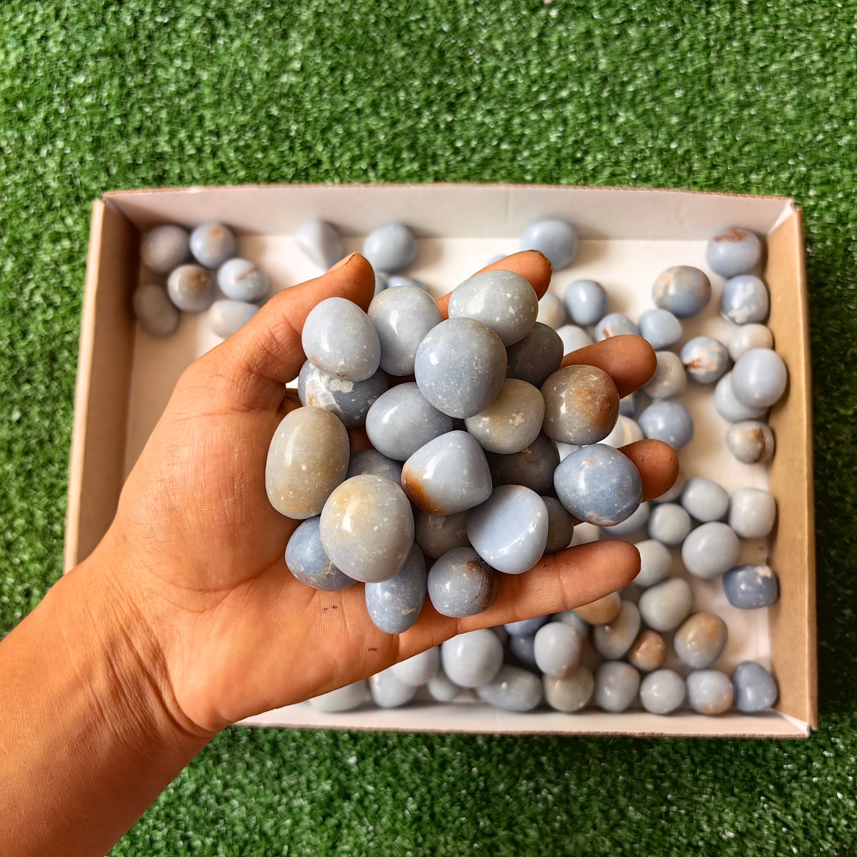 Lot 2 kg Angelite Tumbled