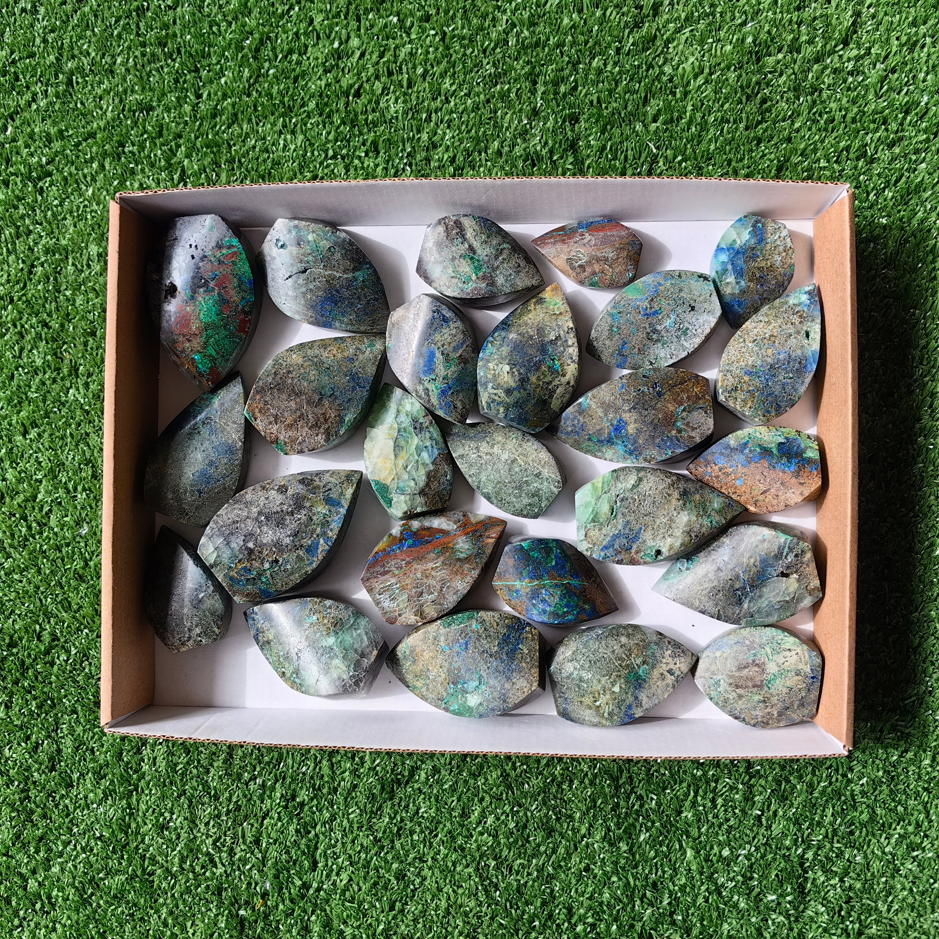 Lot 25 pcs Chrysocolla with azurite Flame
