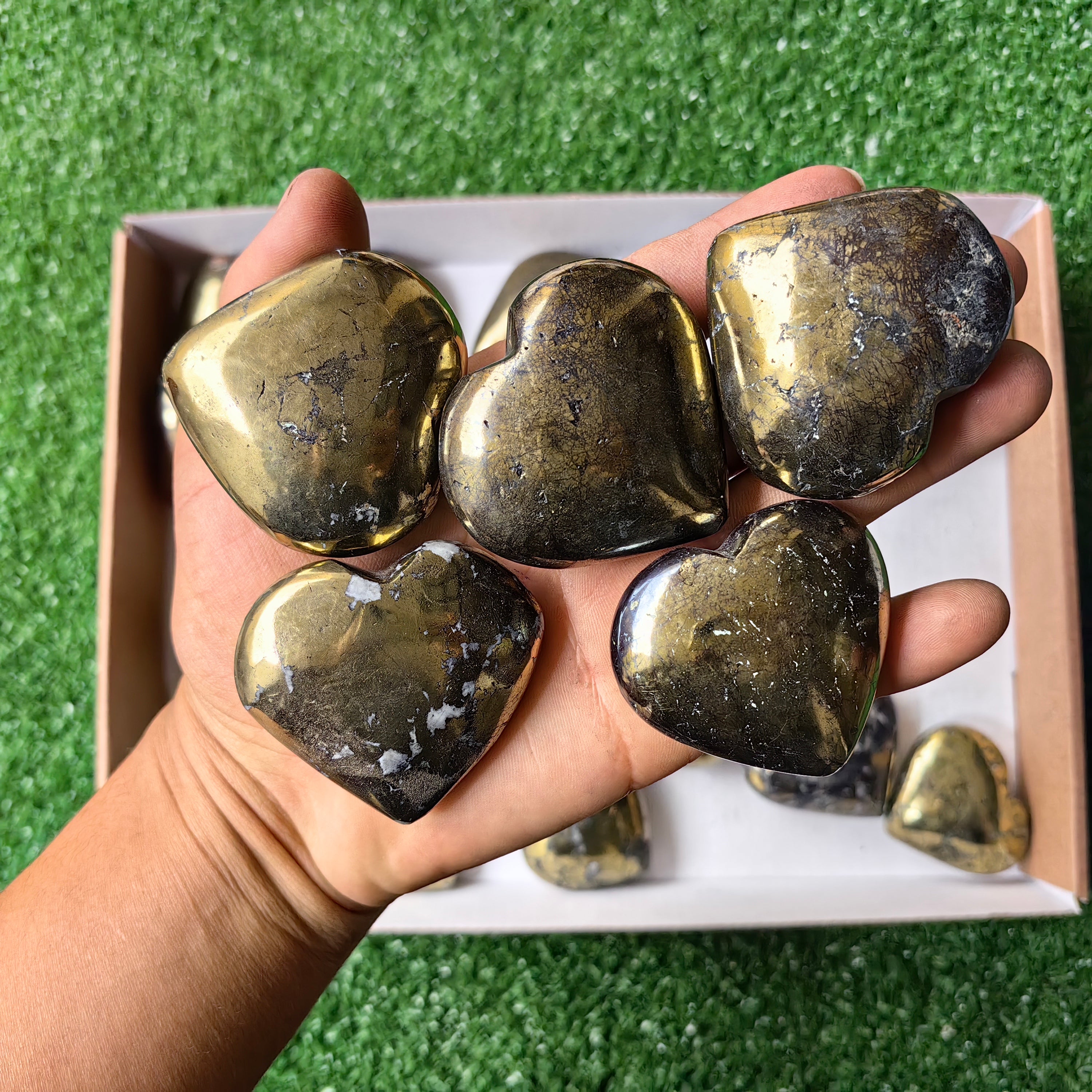 Lot 25 pcs Chalcopyrite Heart