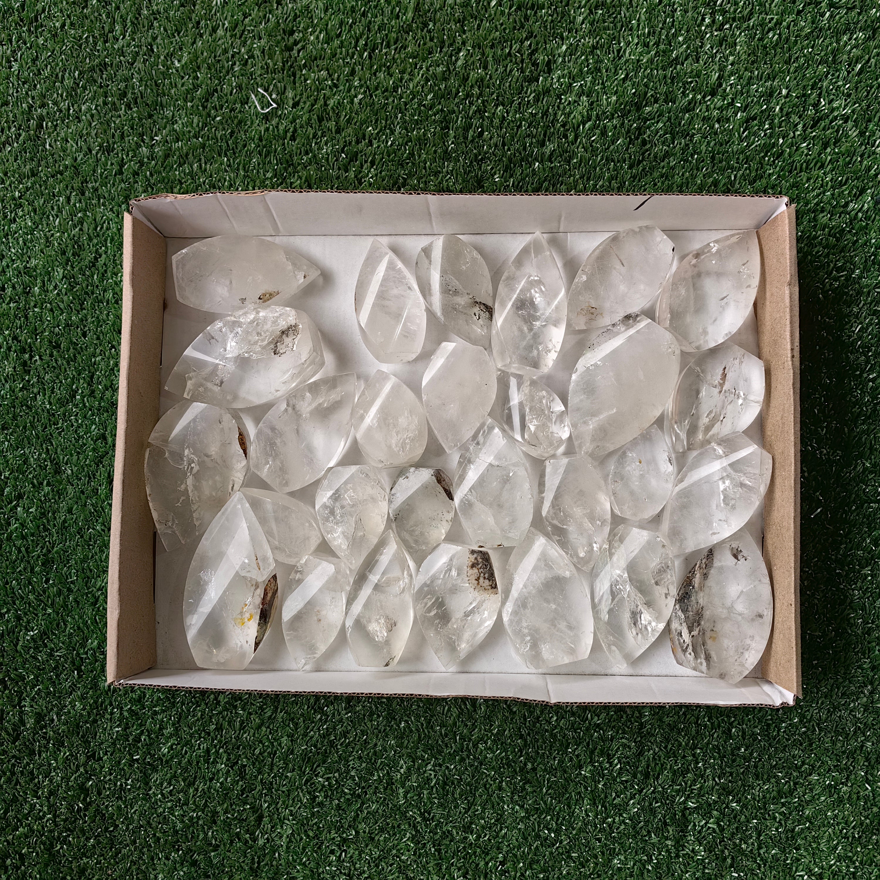 Lot 28 pcs Quartz Flame