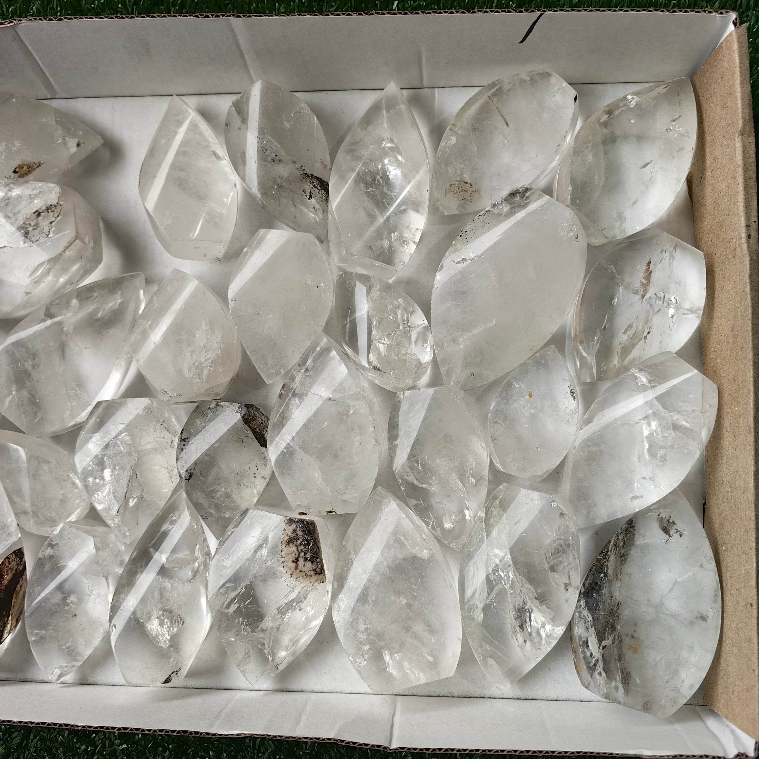 Lot 28 pcs Quartz Flame