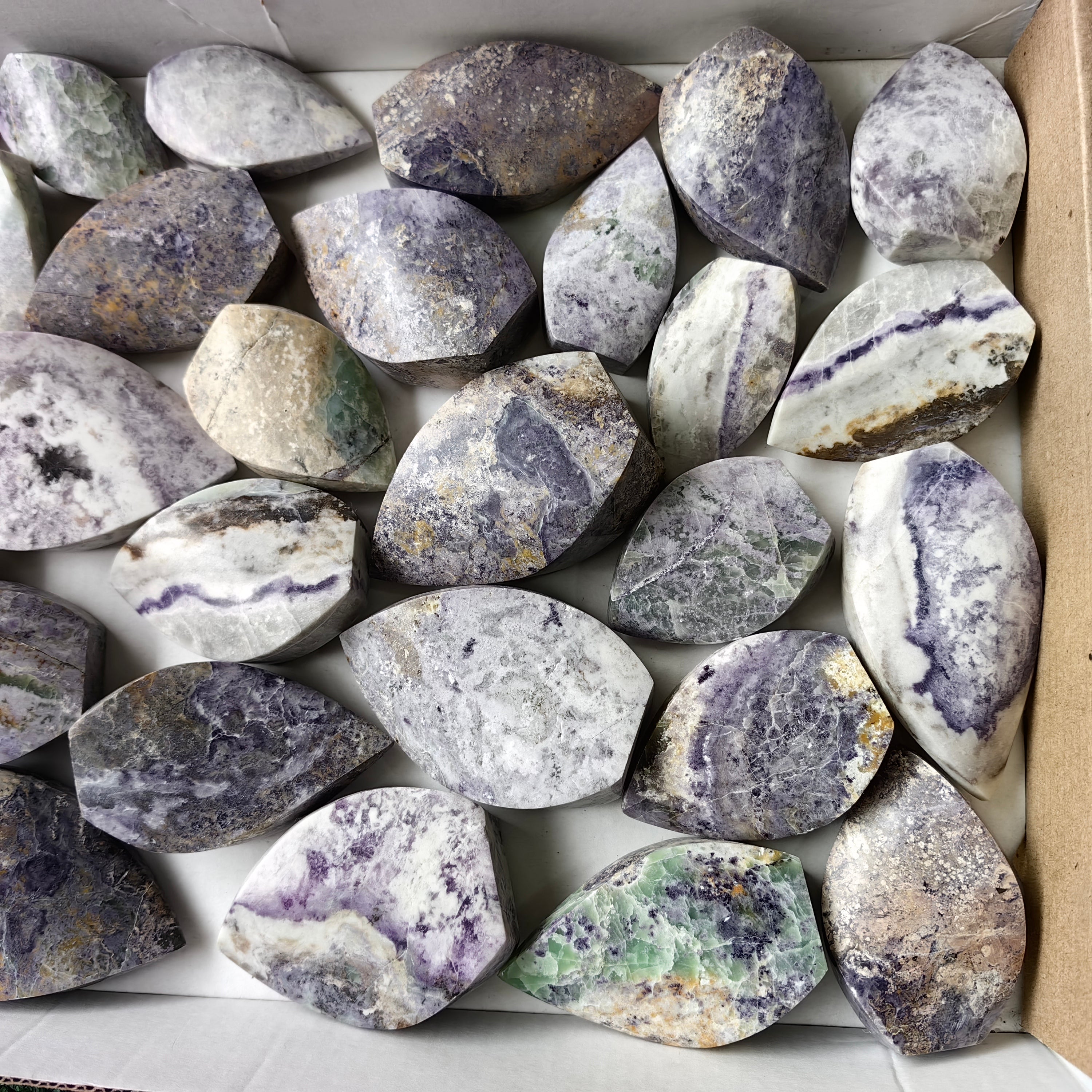 Lot 29 pcs Bolivianite Flame