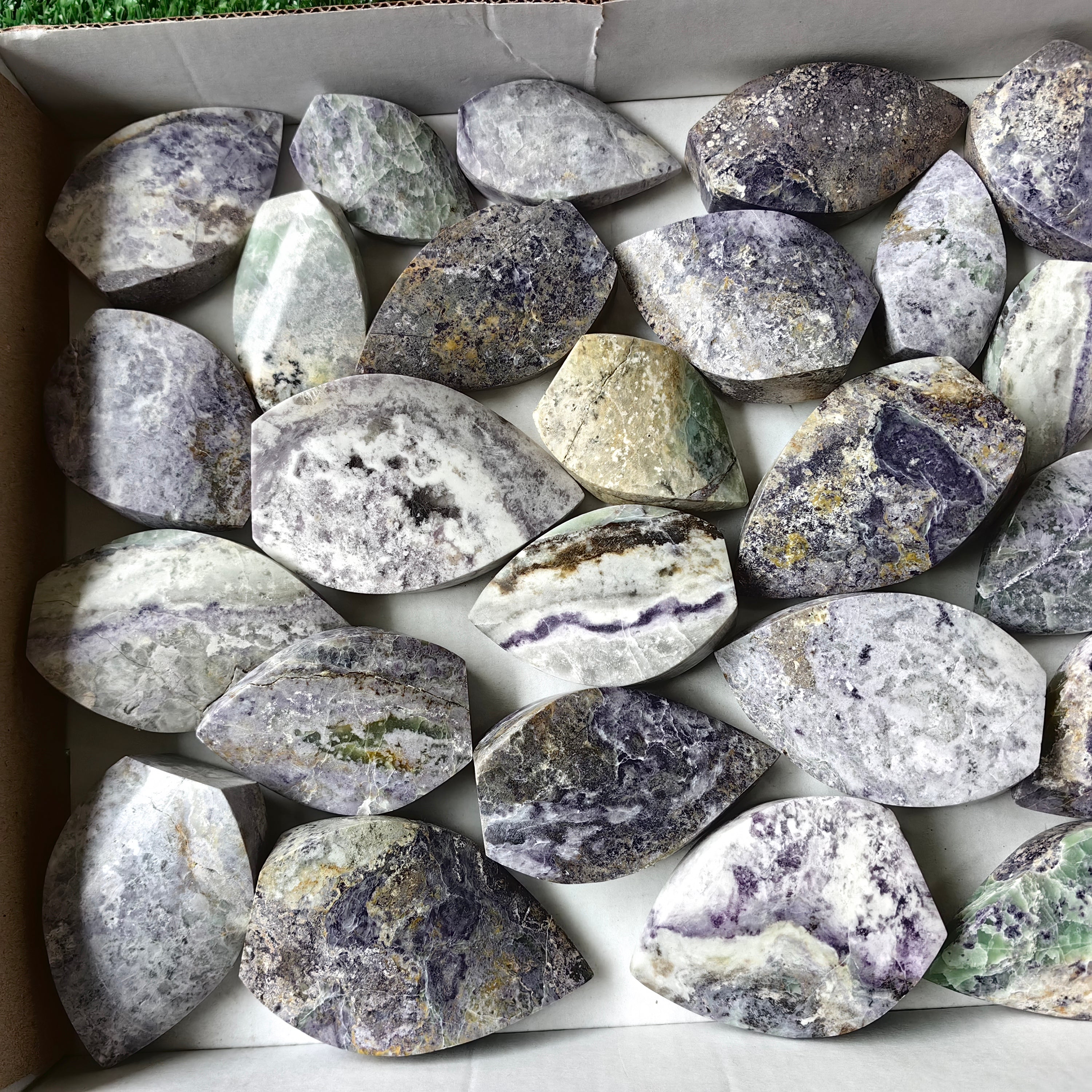 Lot 29 pcs Bolivianite Flame