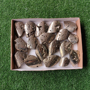 Lot 18 pcs Pyrite Flame