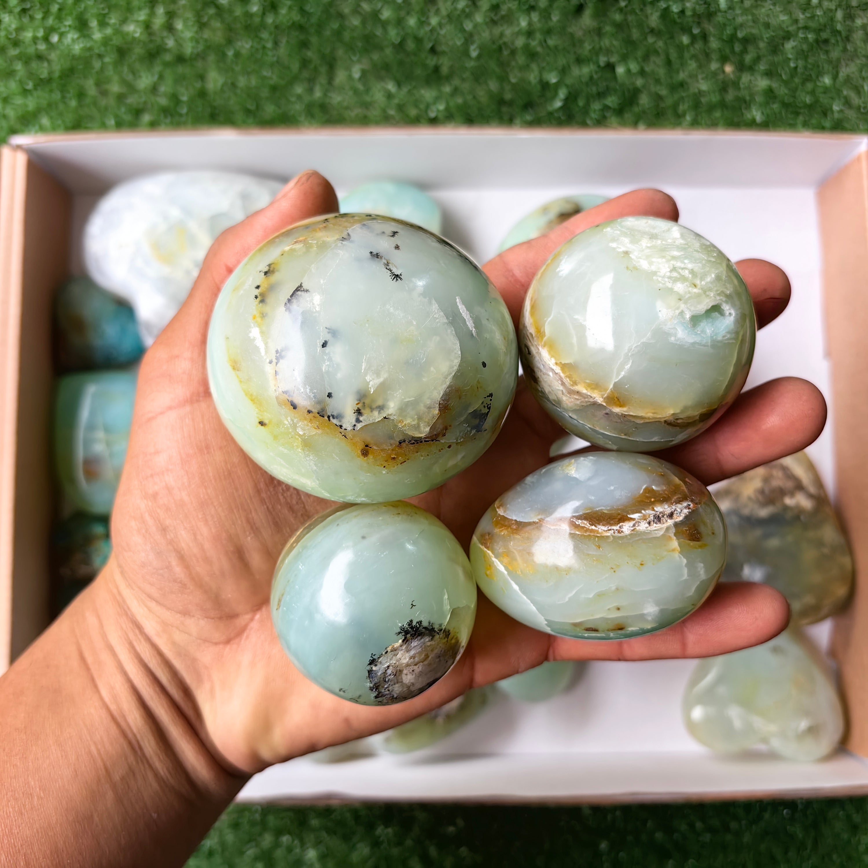 Lot 28 pcs Andean Opal Heart