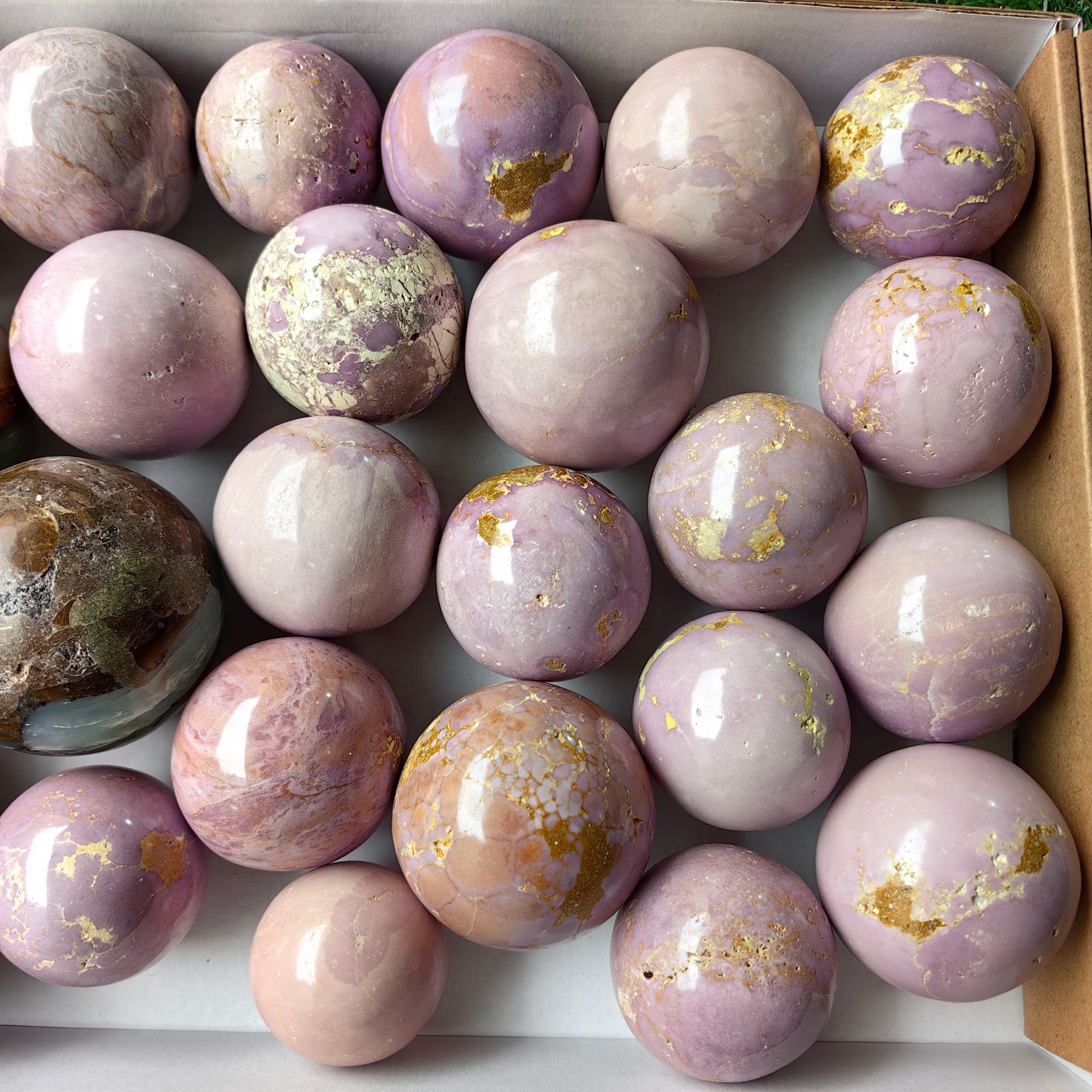 Lot 15 pcs Phosphosiderite, Andean Opal Sphere