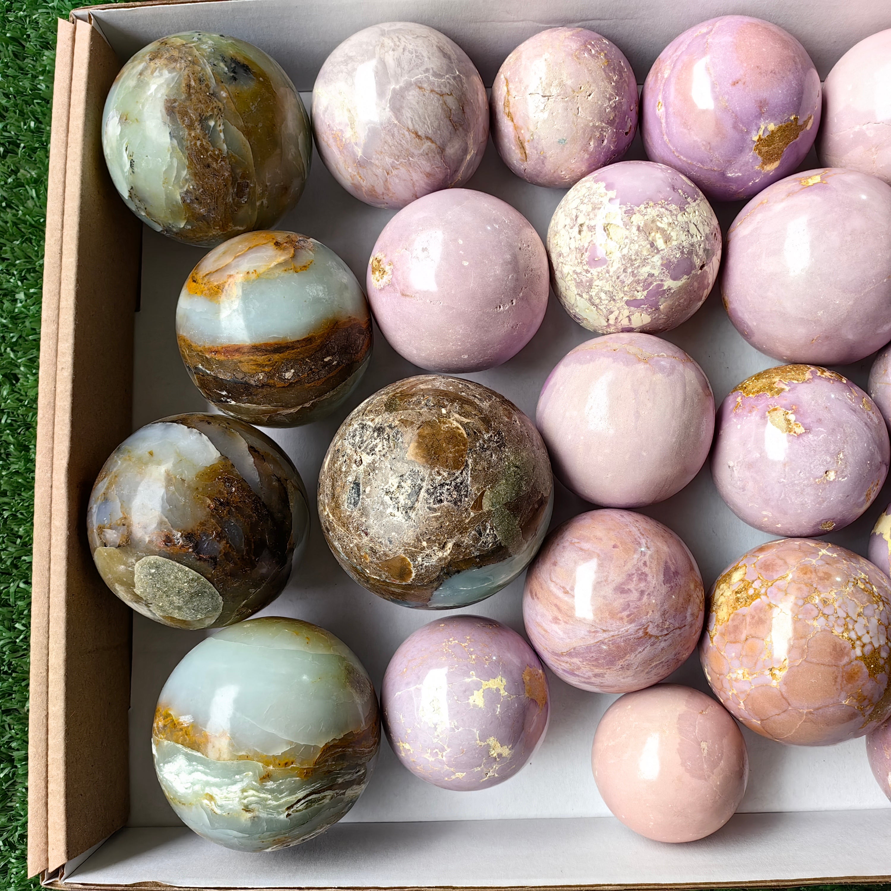 Lot 15 pcs Phosphosiderite, Andean Opal Sphere