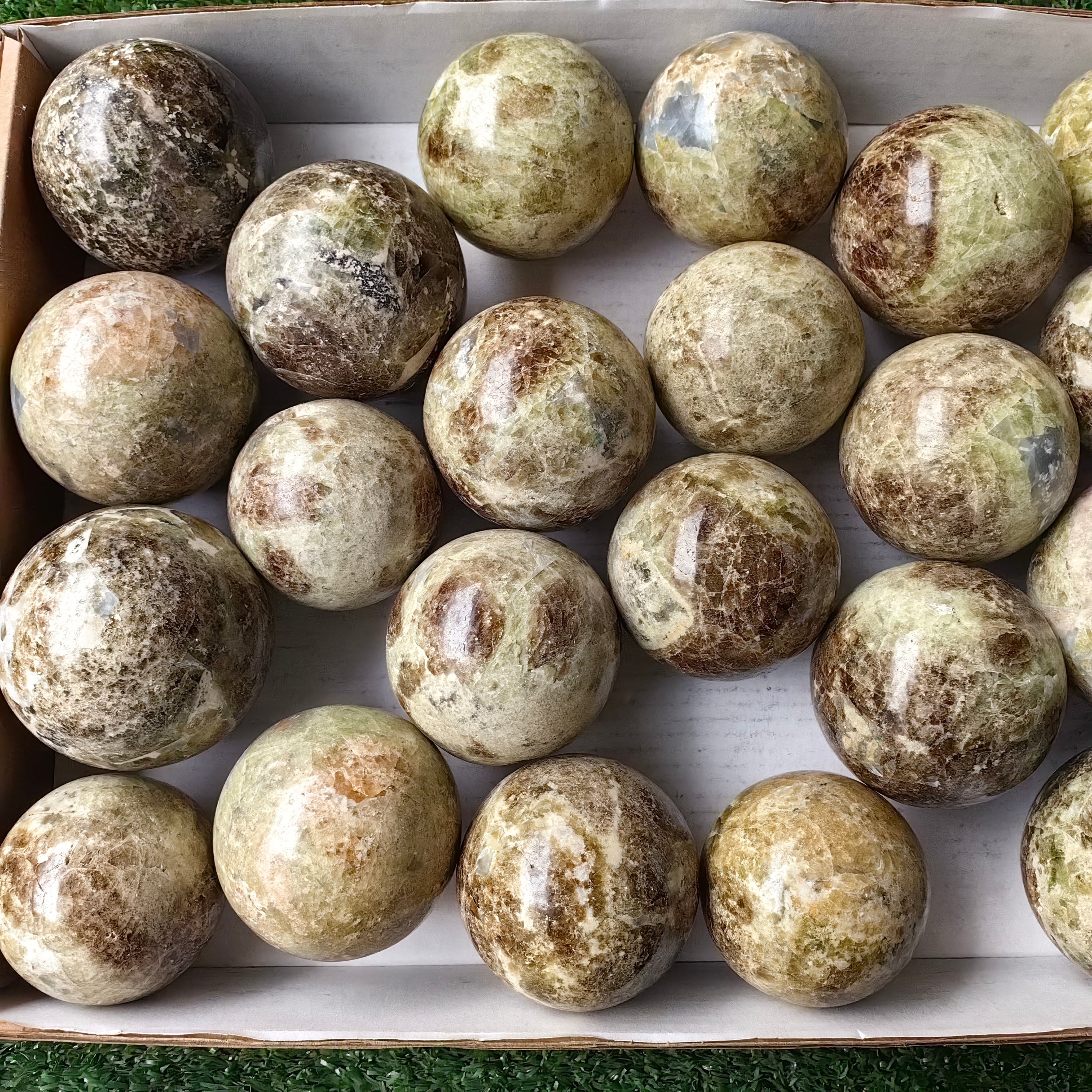 Lot 22 pcs  on Angelite Sphere