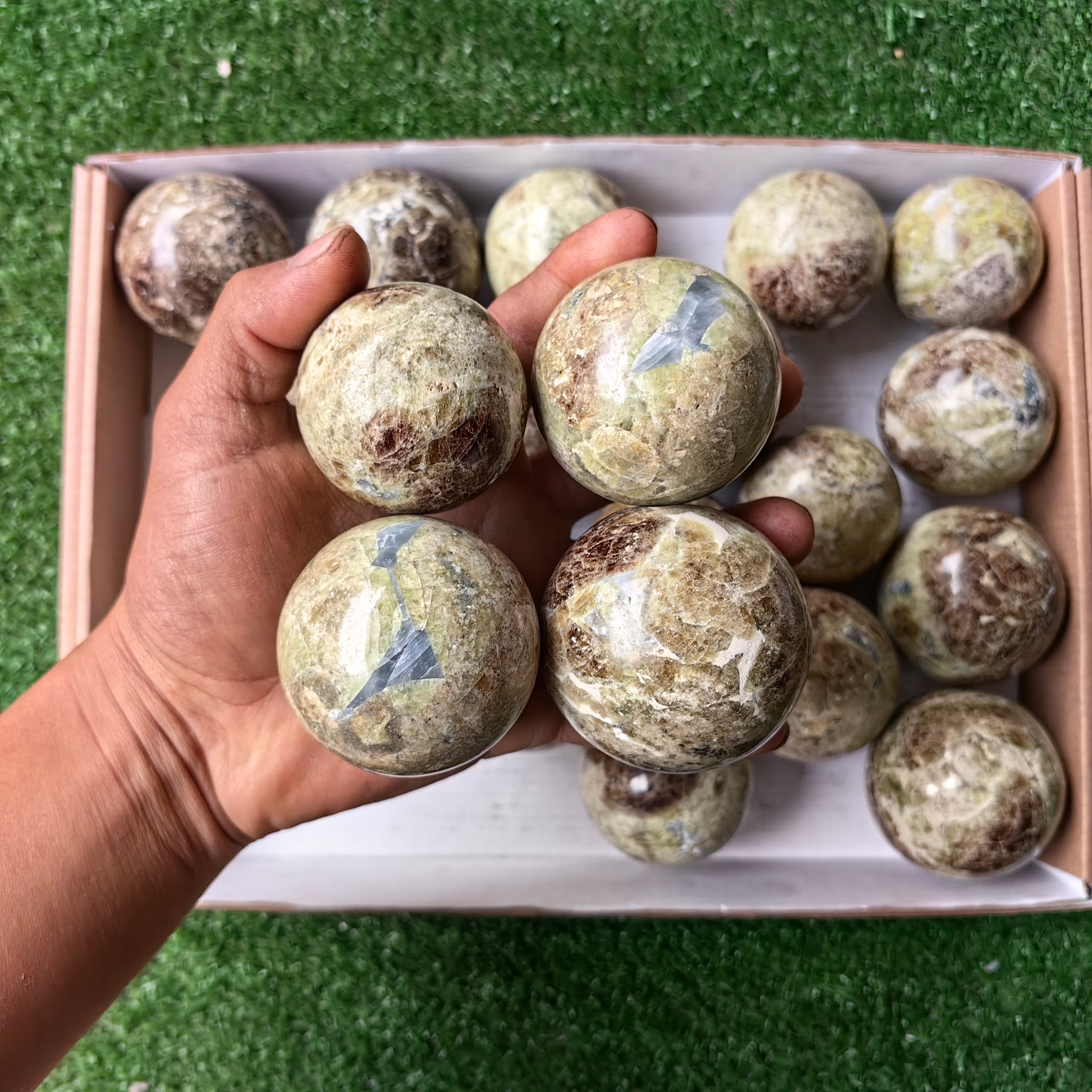 Lot 22 pcs  on Angelite Sphere