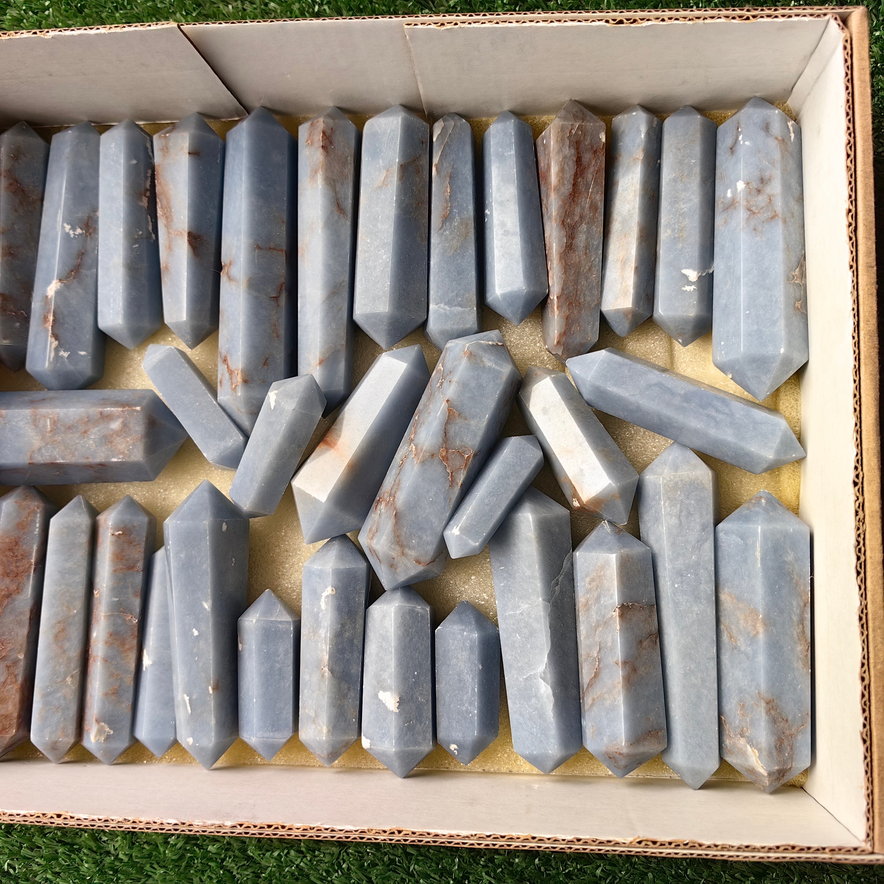 Lot 36 pcs Angelite Tower