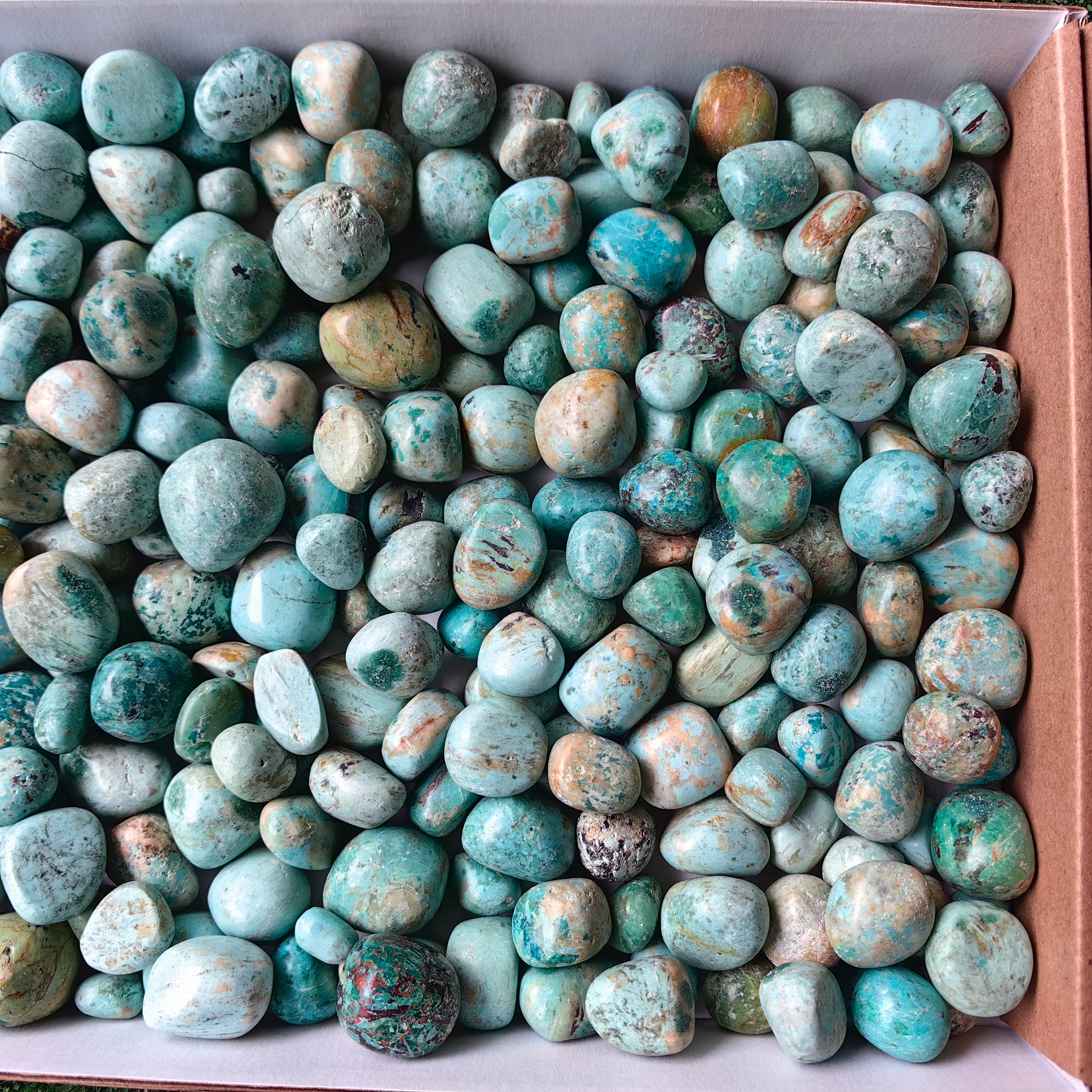 Lot 2 kg Peruvian Turquoise Tumbled