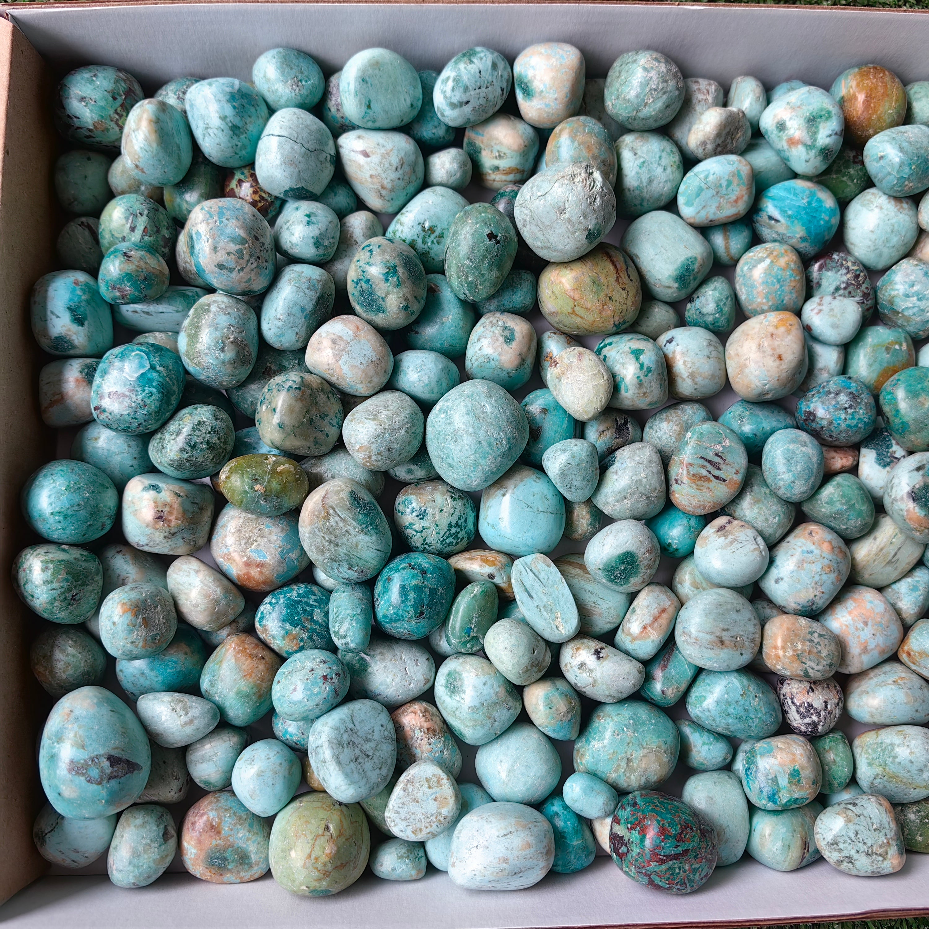 Lot 2 kg Peruvian Turquoise Tumbled