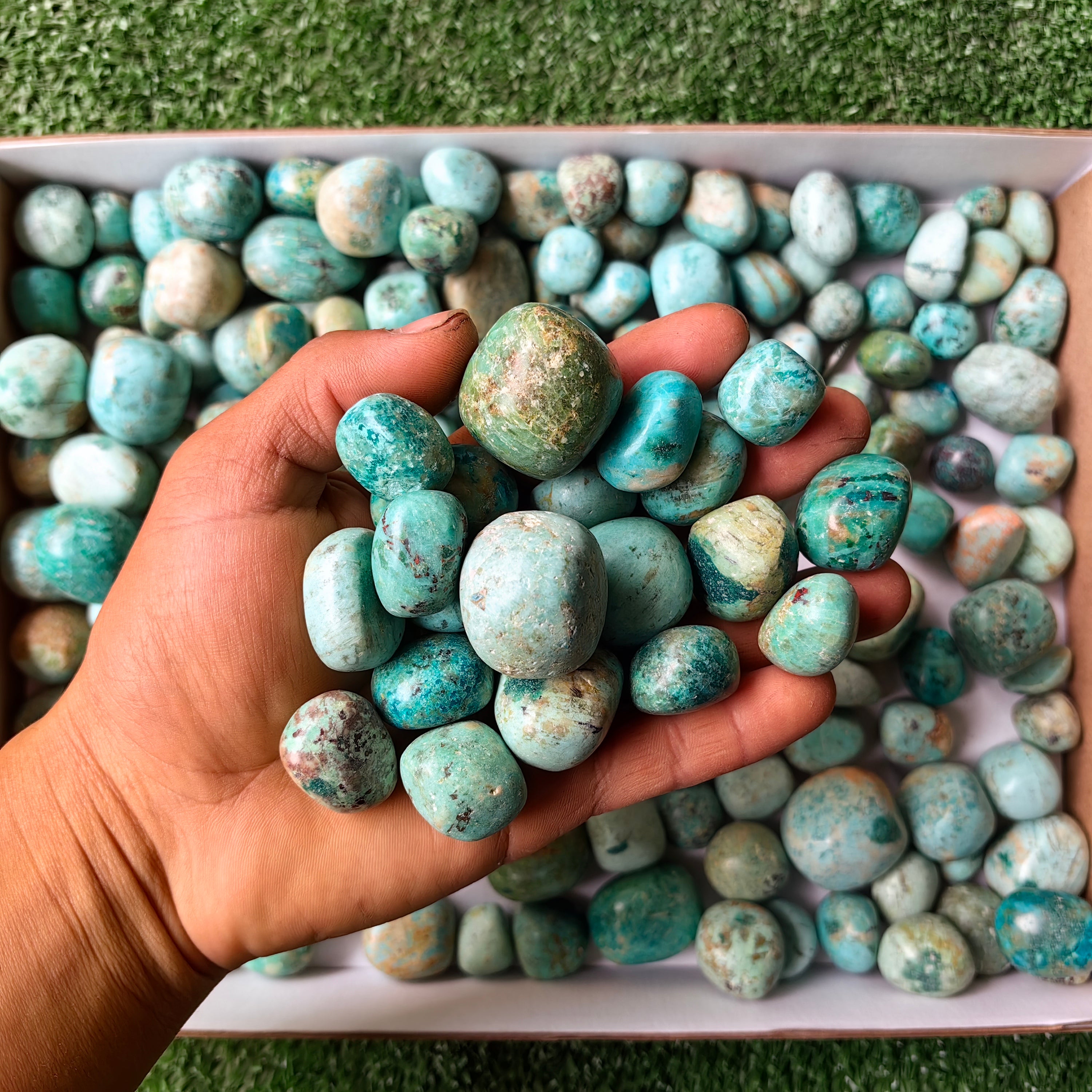 Lot 2 kg Peruvian Turquoise Tumbled