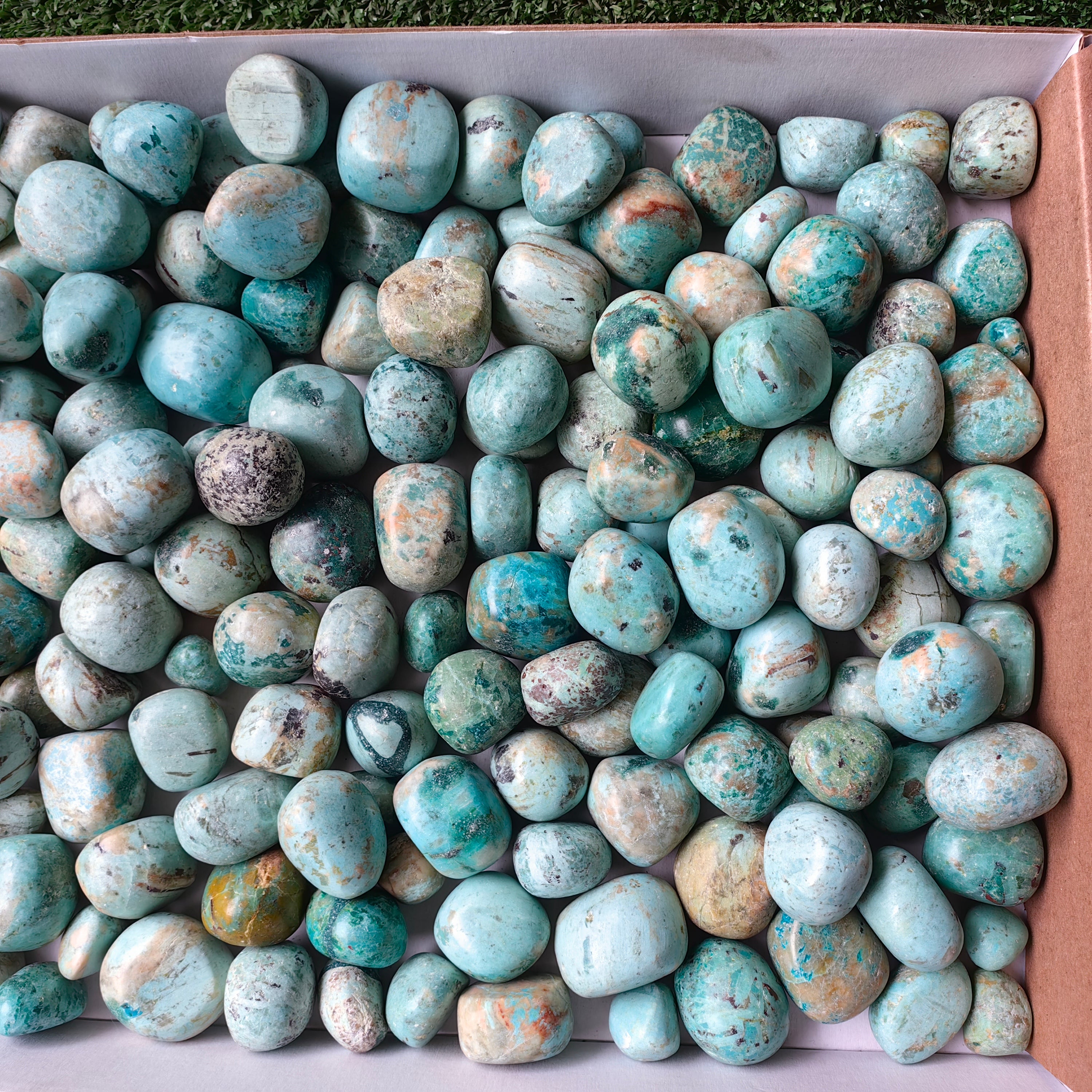 Lot 2 kg Peruvian Turquoise Tumbled