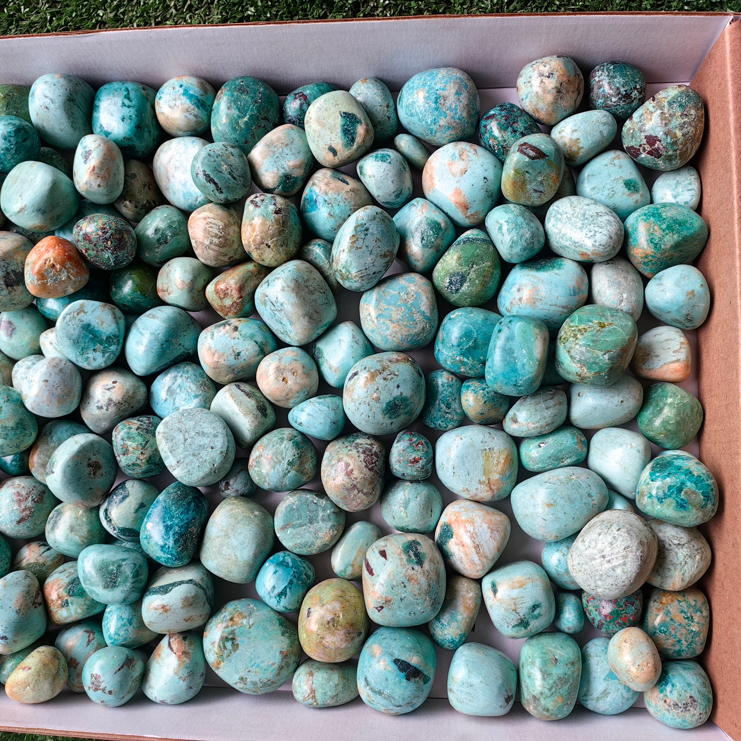 Lot 2 kg Peruvian Turquoise Tumbled