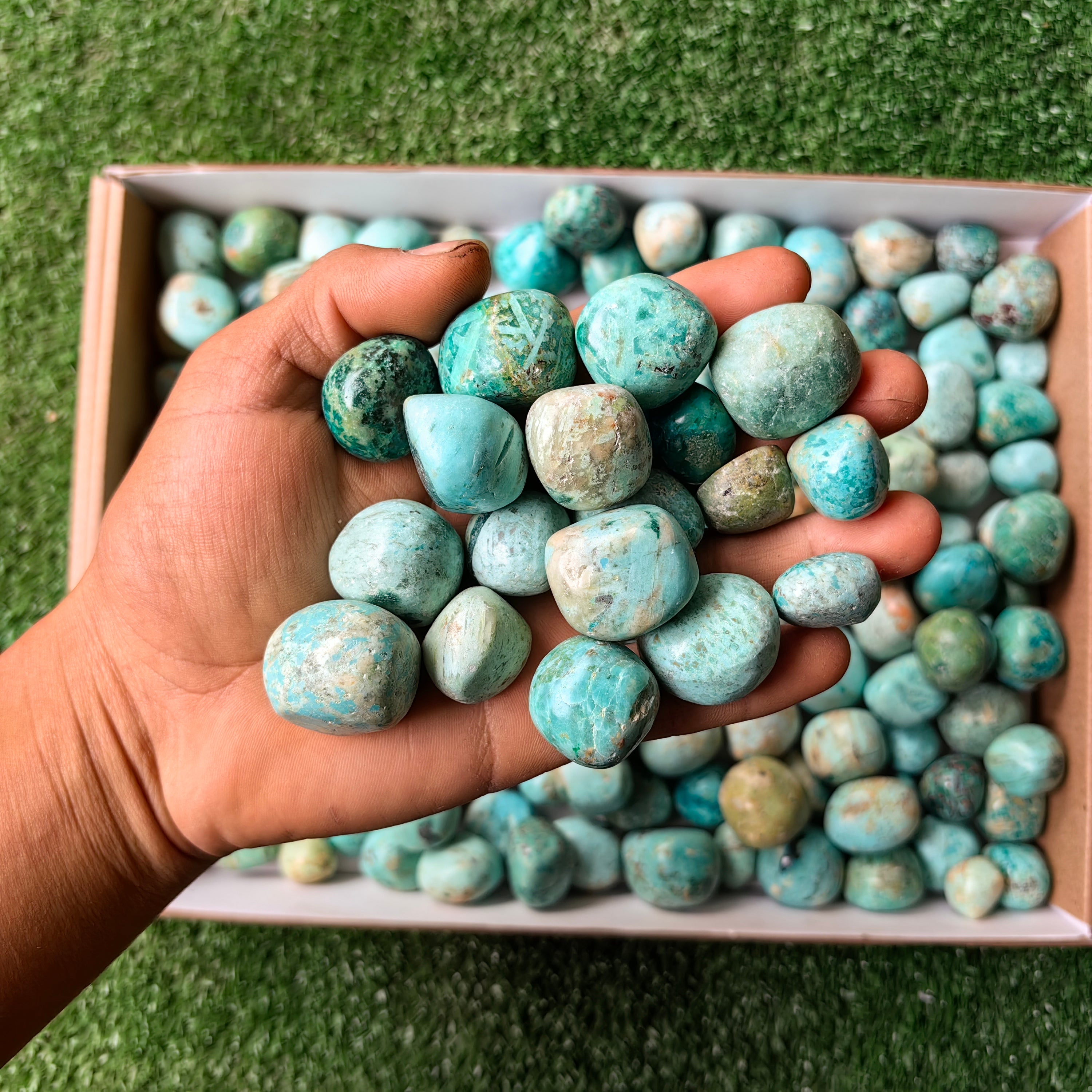 Lot 2 kg Peruvian Turquoise Tumbled
