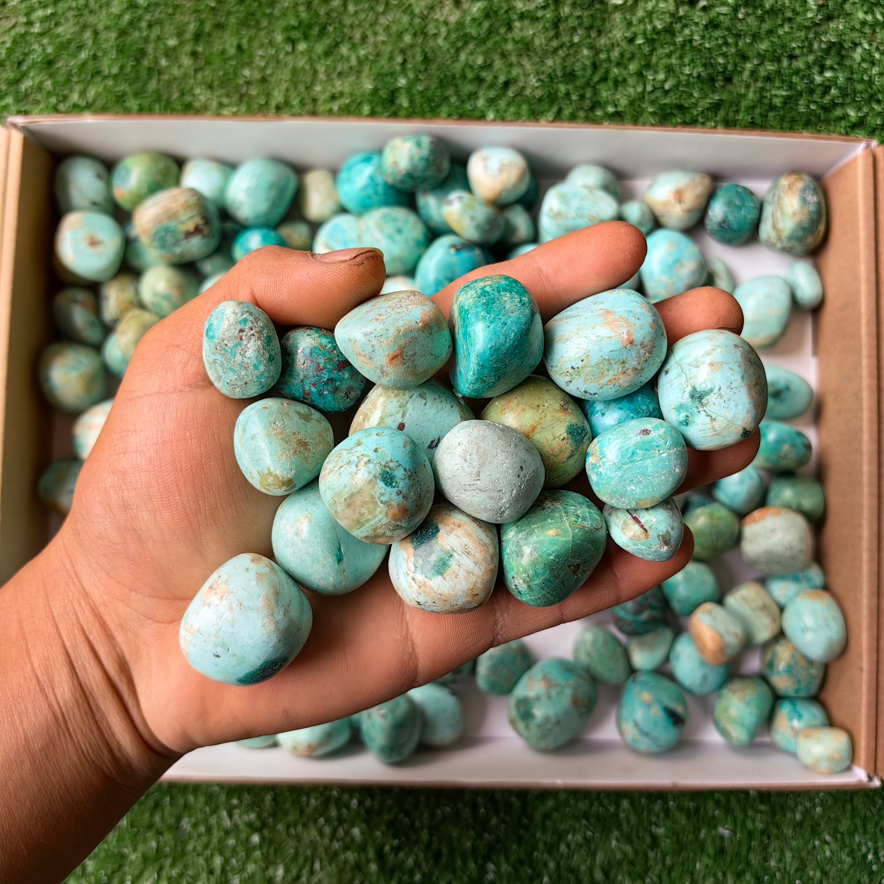 Lot 2 kg Peruvian Turquoise Tumbled