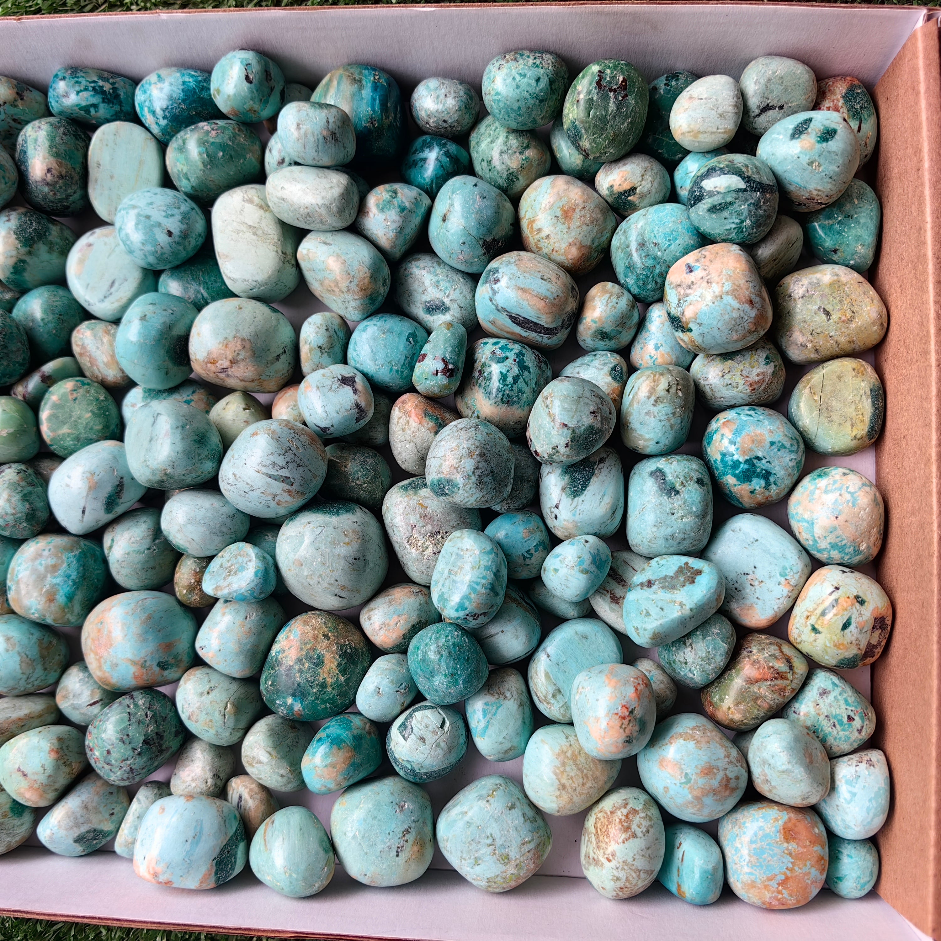Lot 2 kg Peruvian Turquoise Tumbled