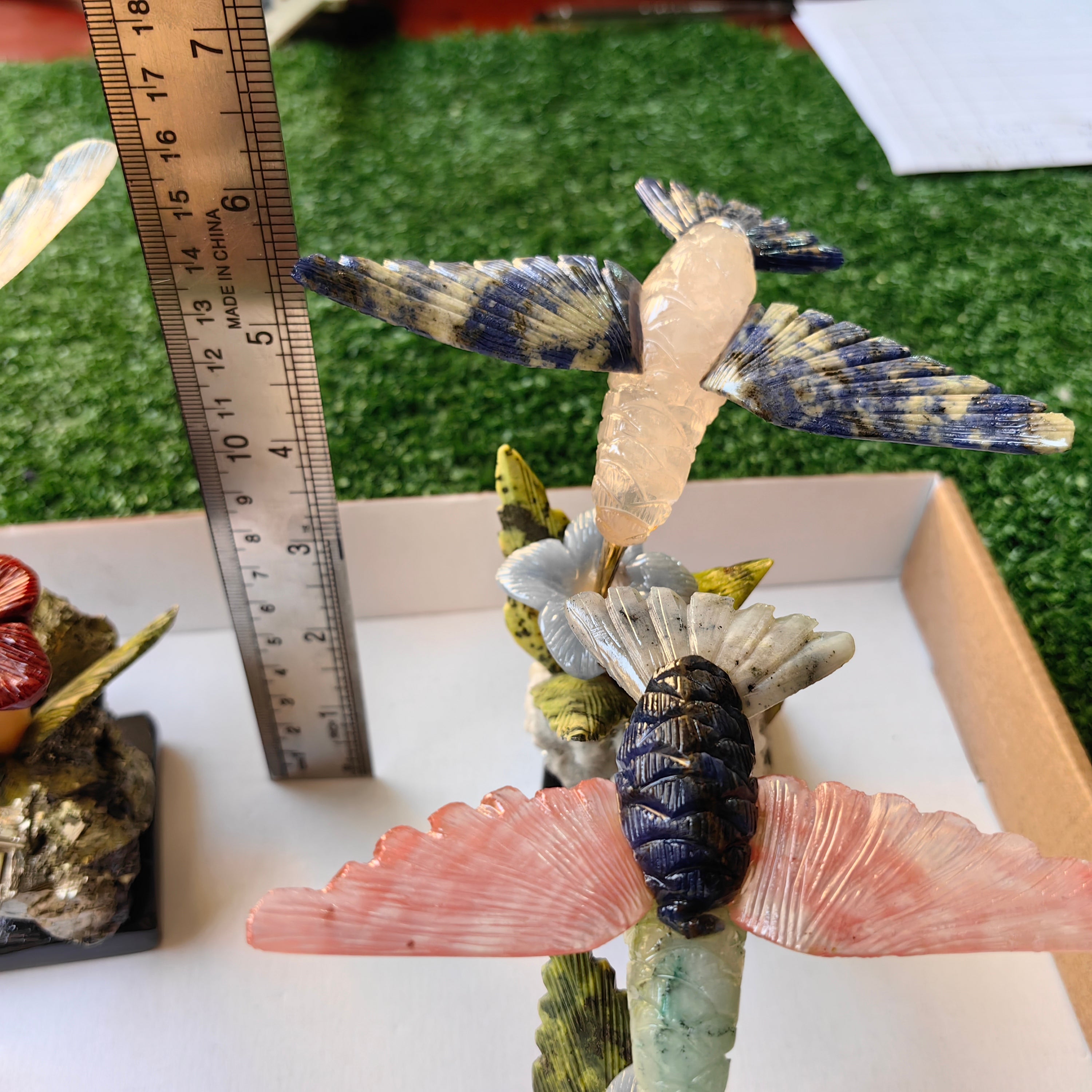 Lot 4 pcs hummingbird mixted stones