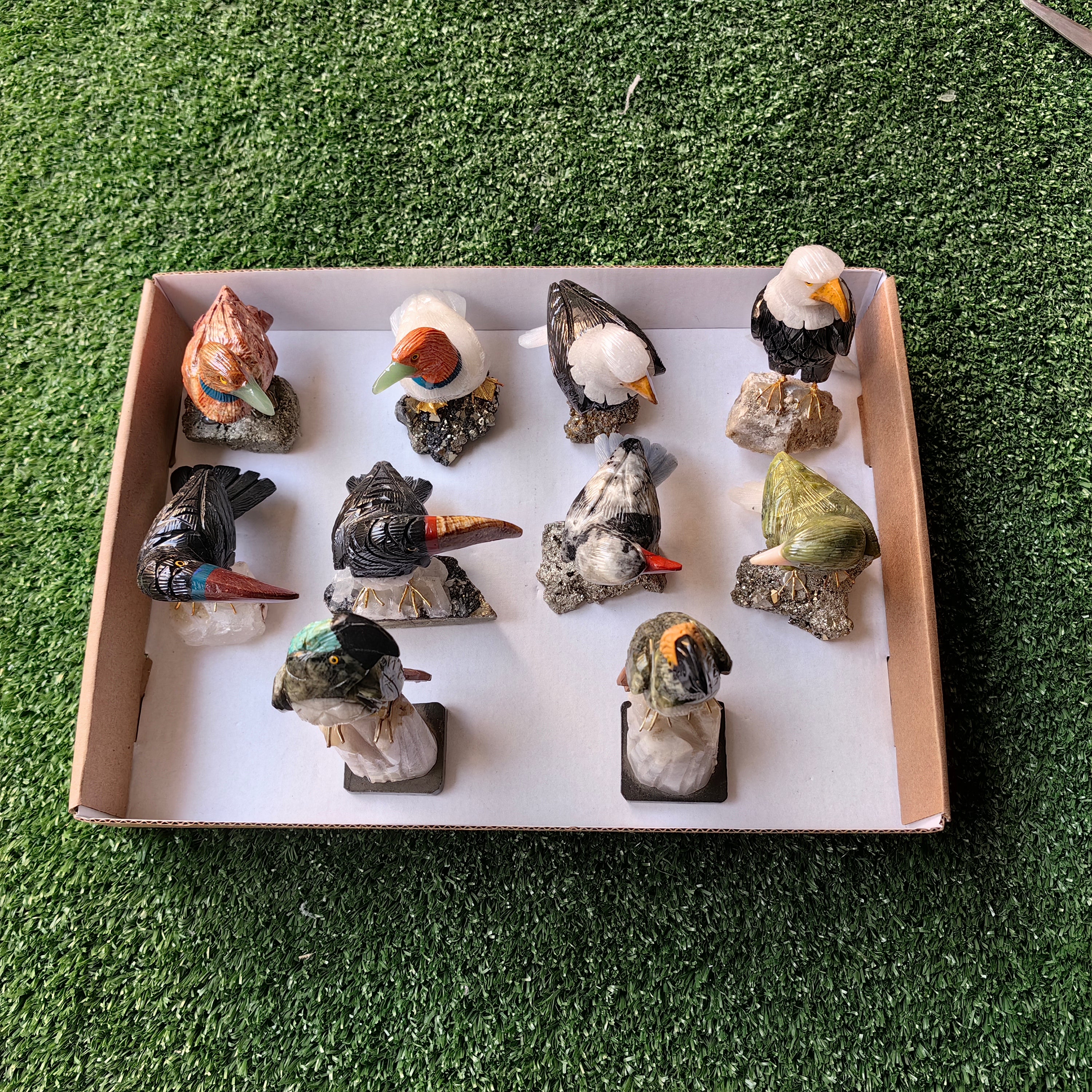 Lot 10 pcs Bird mixted stones