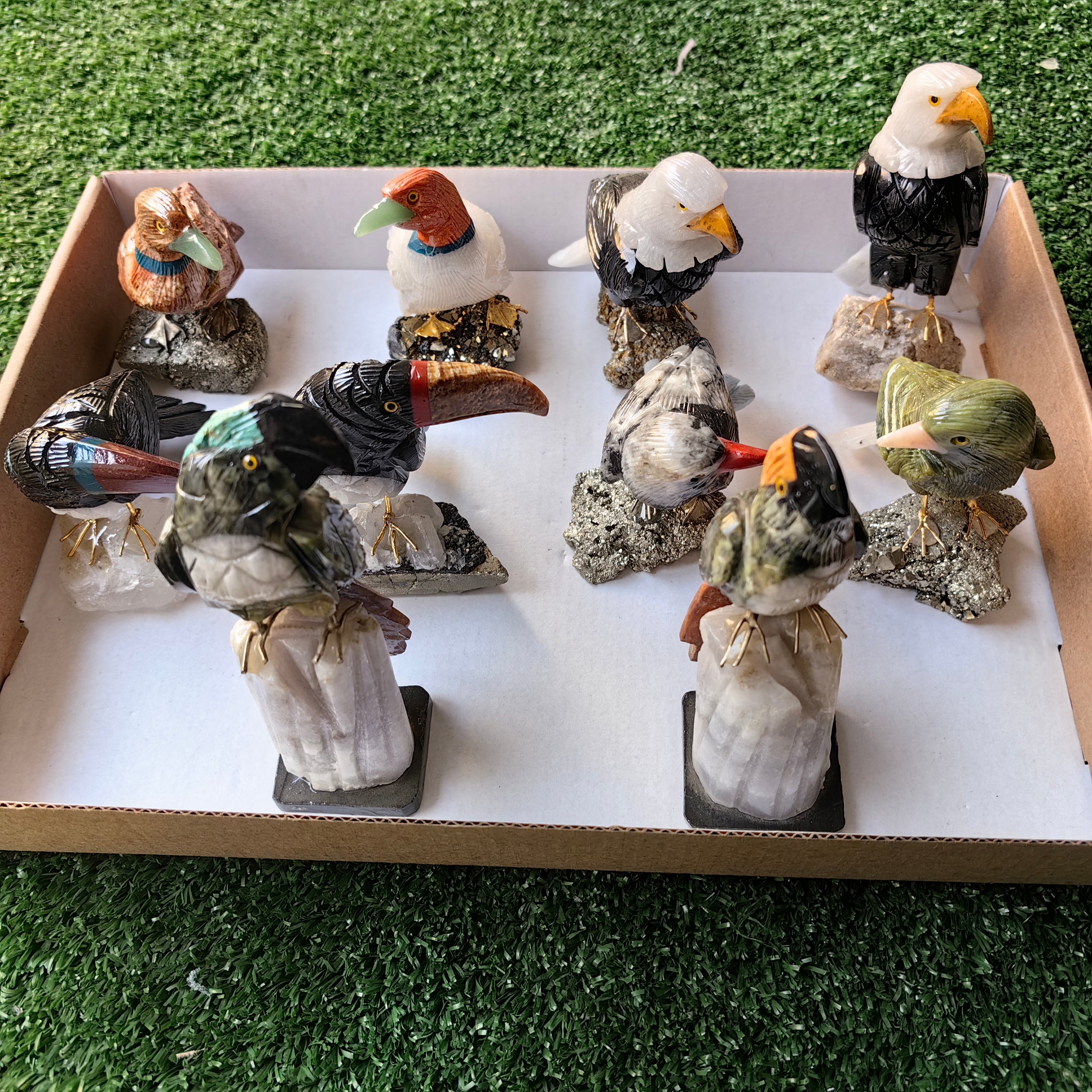 Lot 10 pcs Bird mixted stones