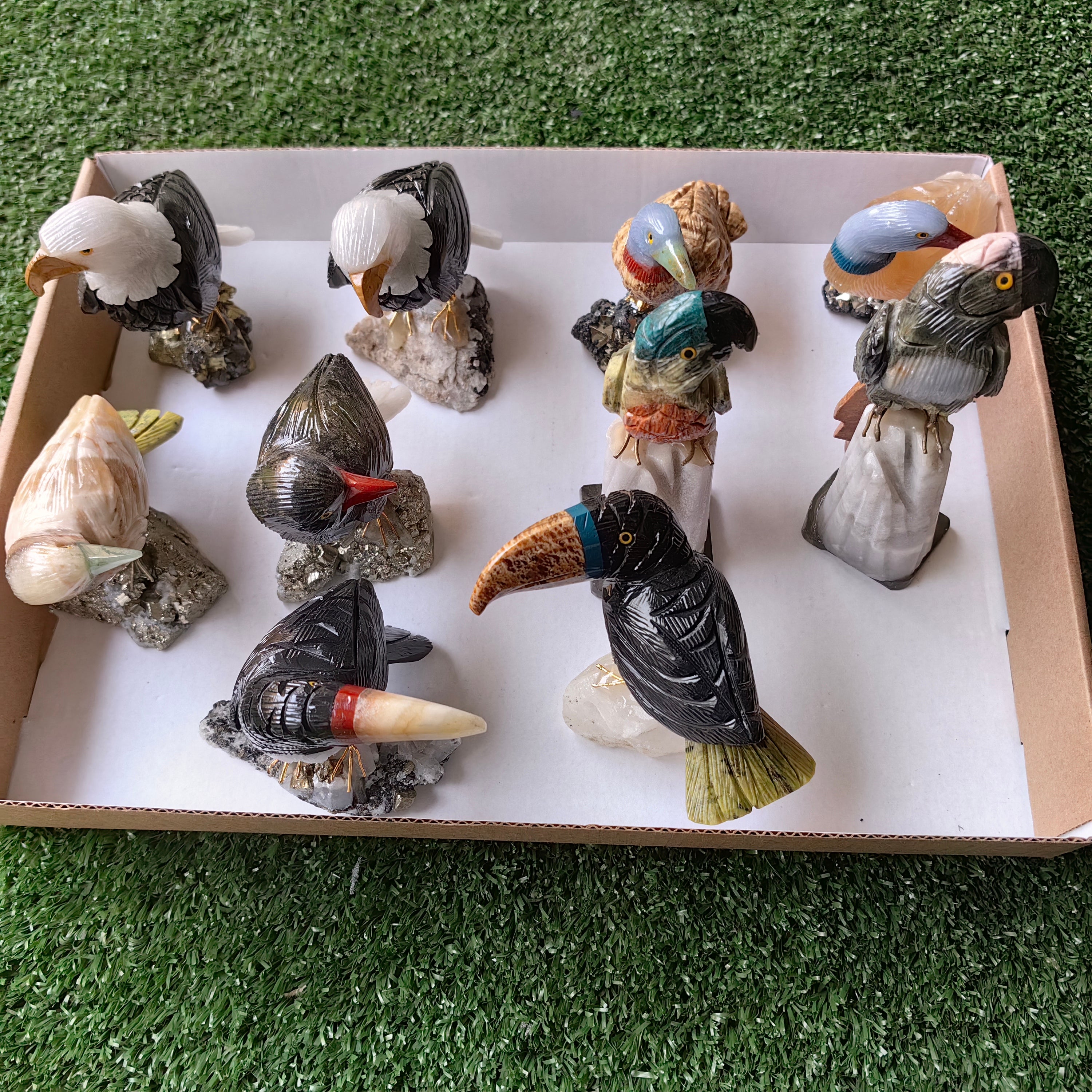 Lot 10 pcs Bird mixted stones