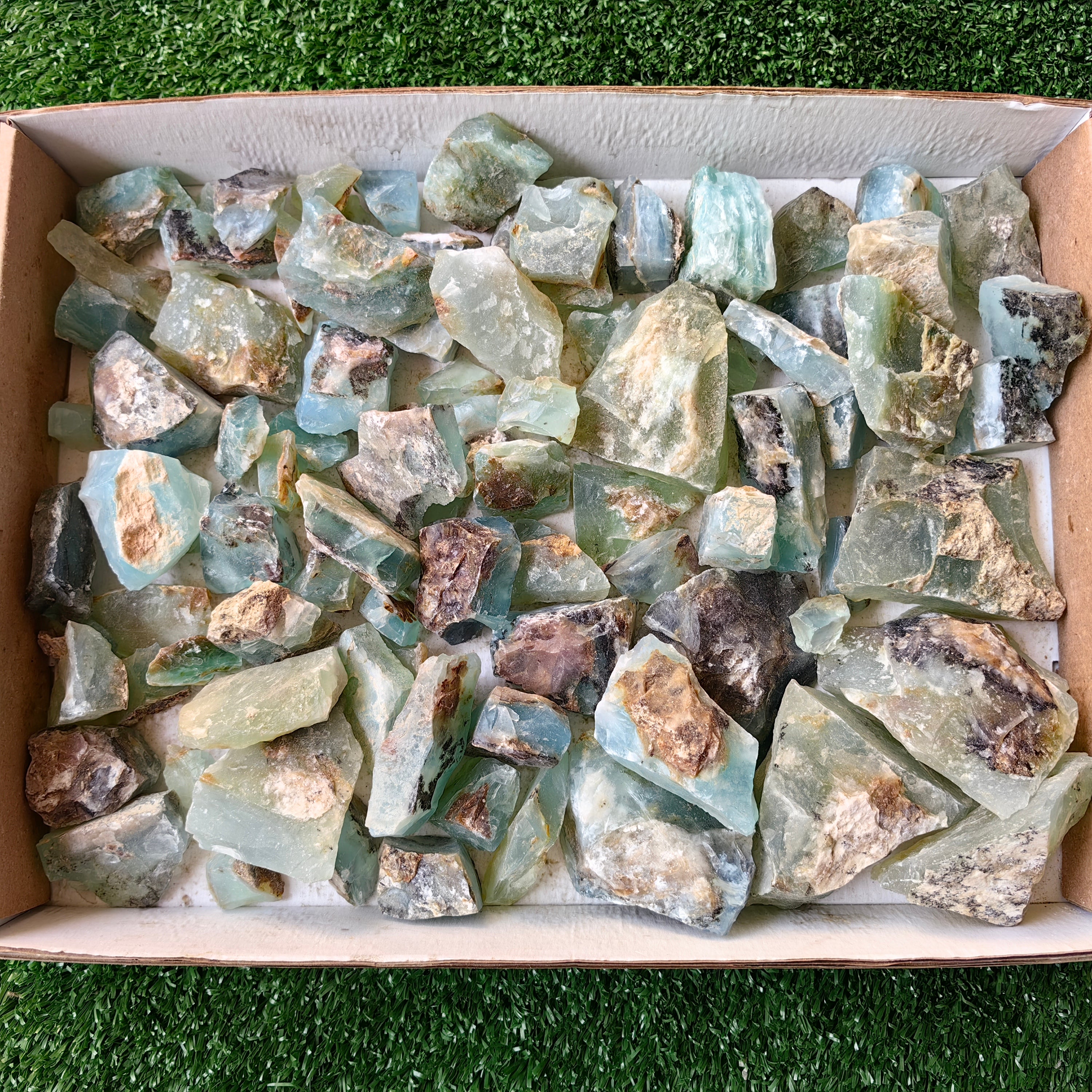 Lot 1.5 kg Andean Opal rough