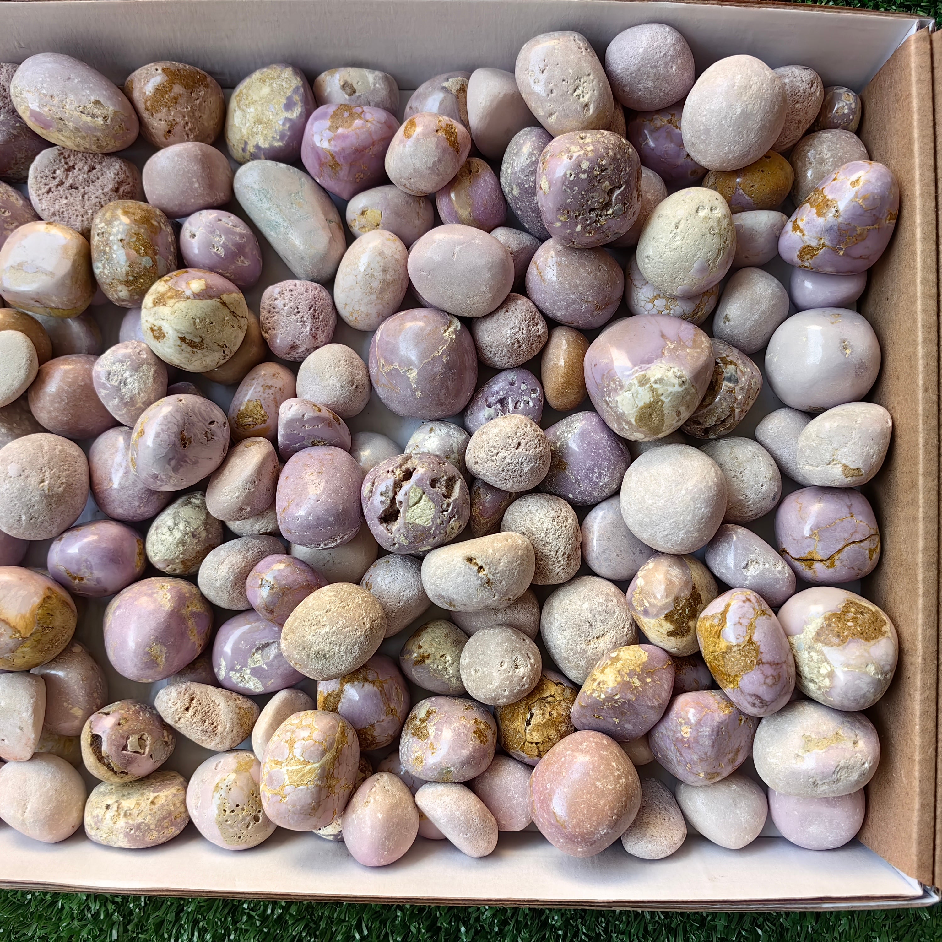 Lot 2.3 kg Phosphosiderite Tumbled