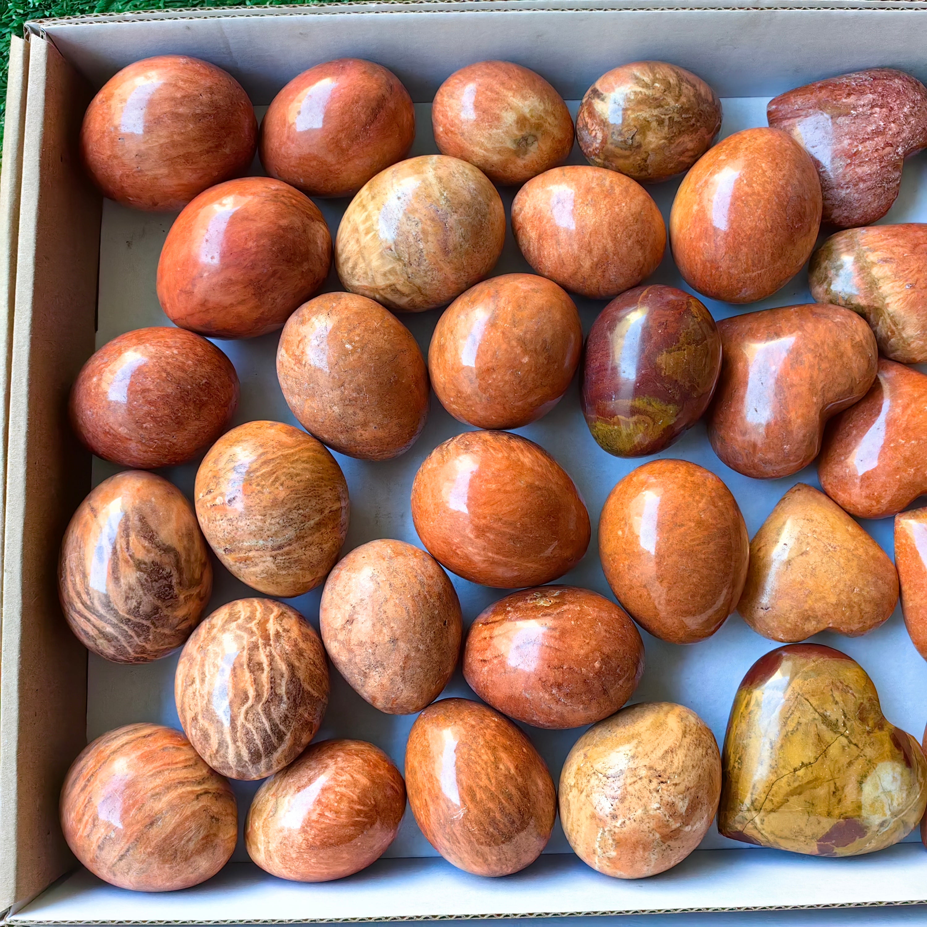 Lot 35 pcs Orange Jaspe heart and egg